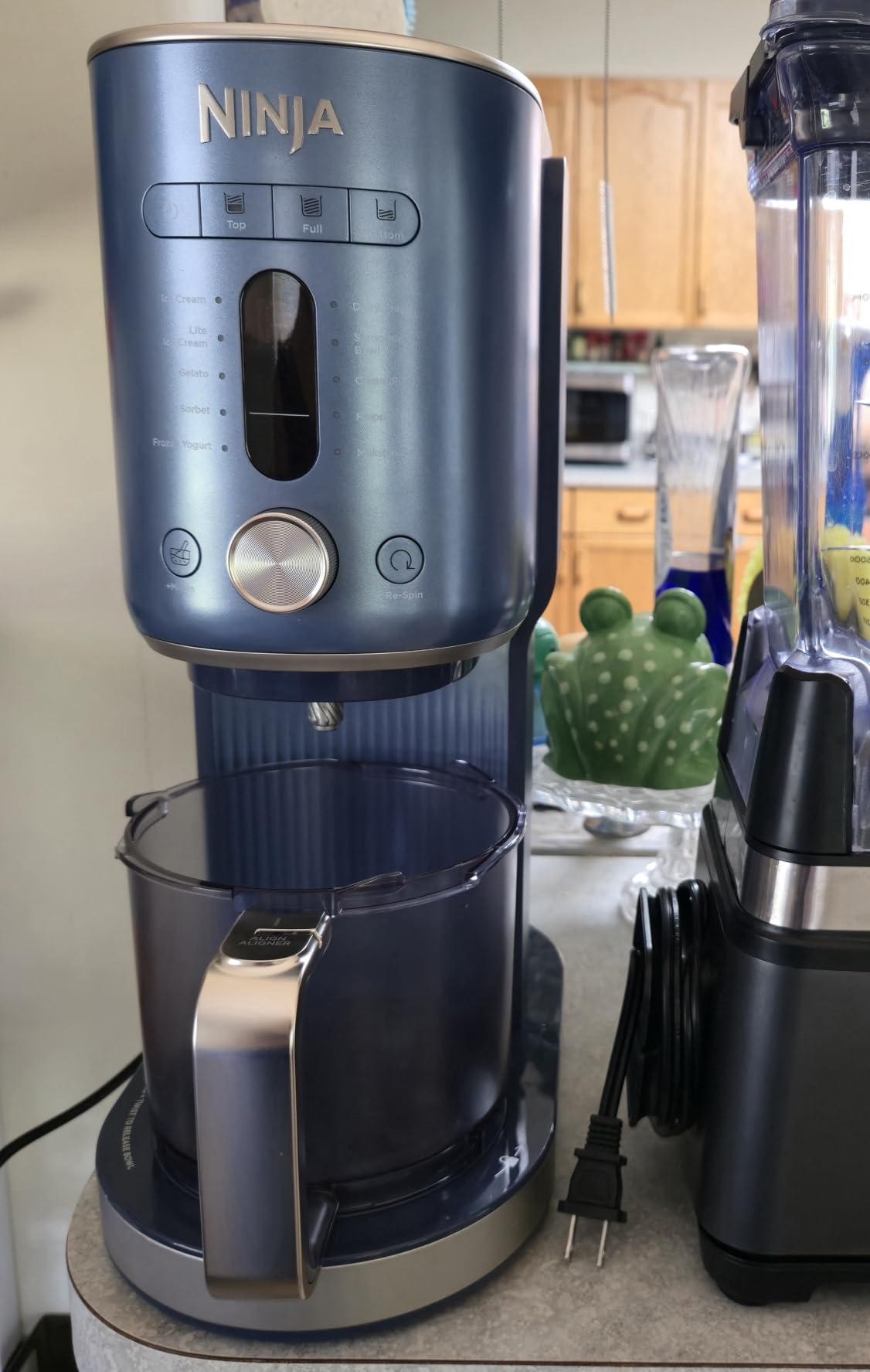 Ninja Creami XL 11-in-1 Ice Cream Maker with XL Capacity, NC601 customer photo 2