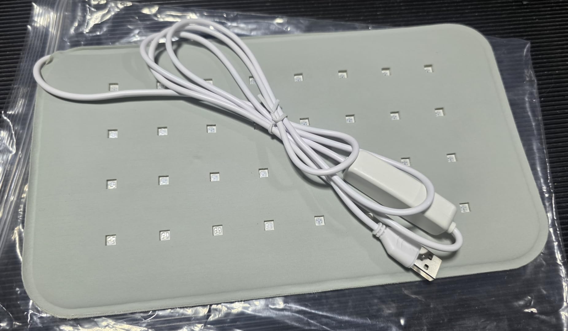 FliKEZE S2 Extra-Large Full-Body Red Light Mat with 3034 LEDs | 3034 LEDs with 660nm Red Light & 850nm Near Infrared, 112