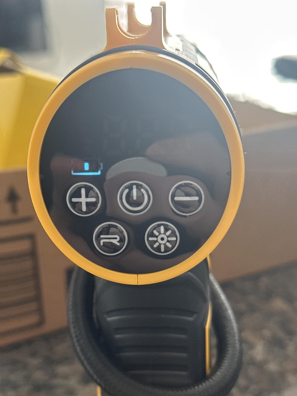 160 PSI Tire Inflator Portable Air Compressor Built-in Battery, Dual Power | 3*3200 mAh & 12V DC, Auto Shut-Off, Digital Pressure Gauge, Faster Inflation Air Pump for Car Tires Motorcycle Bike Ball Gift customer photo 2