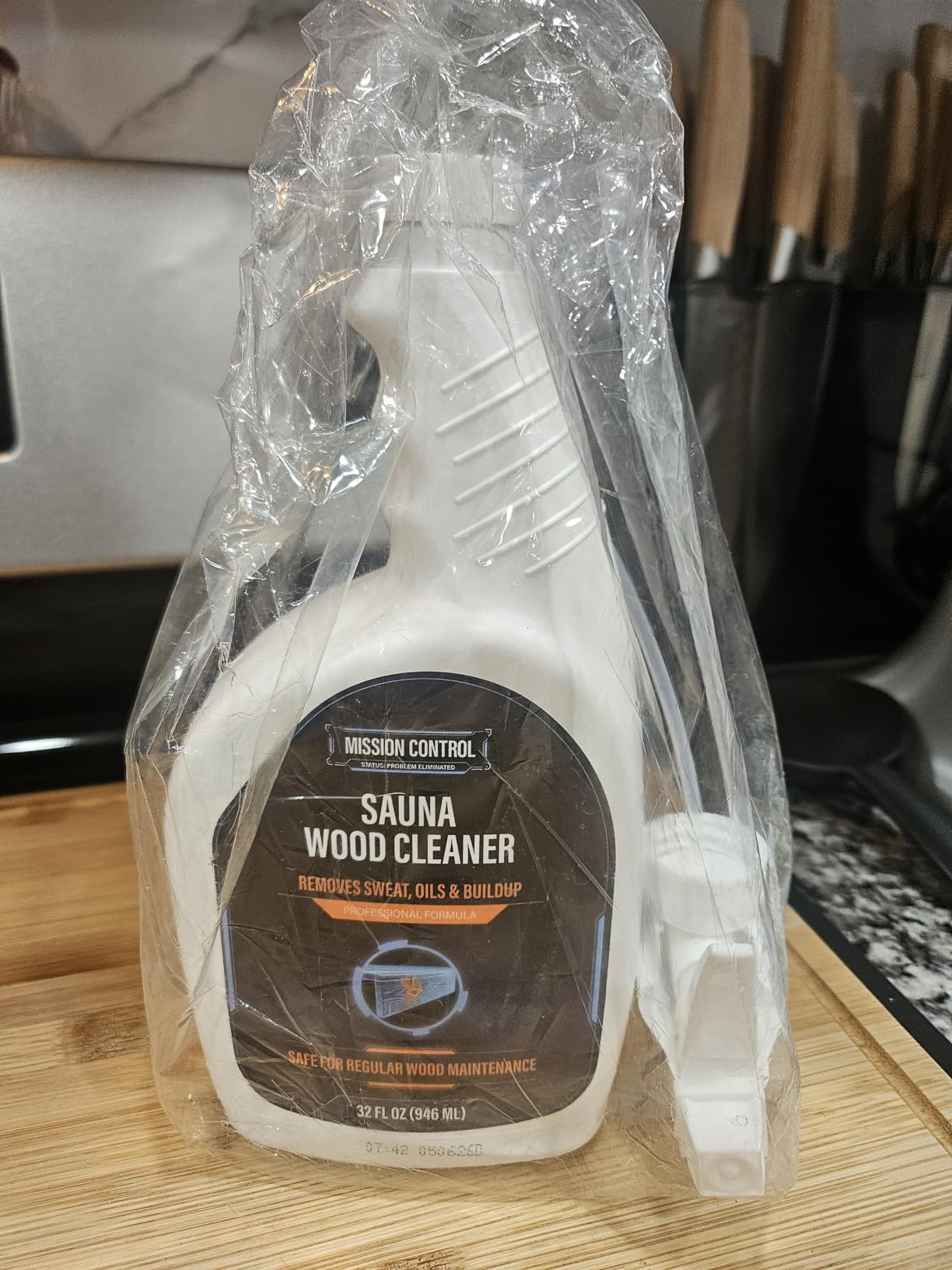 Mission Control 32 oz Sauna Wood Cleaner Spray customer photo 2
