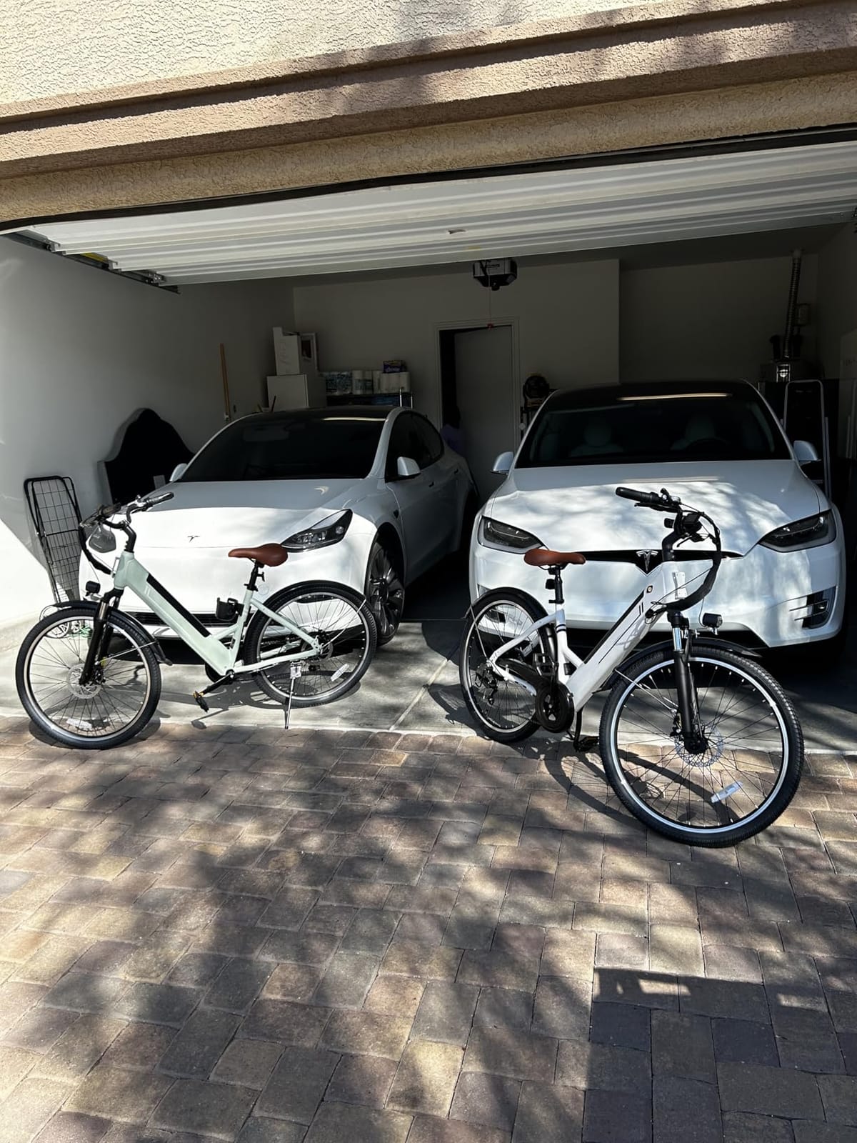 Jasion RetroVolt Max Electric Bike, Dual Battery, 150-Mile Range, Fat Tire | 52V 40Ah dual battery, 3000W peak, 38MPH, 150-mile range, dual shocks, 2-piston hydraulic brakes; for commutes, beach roads customer photo 2