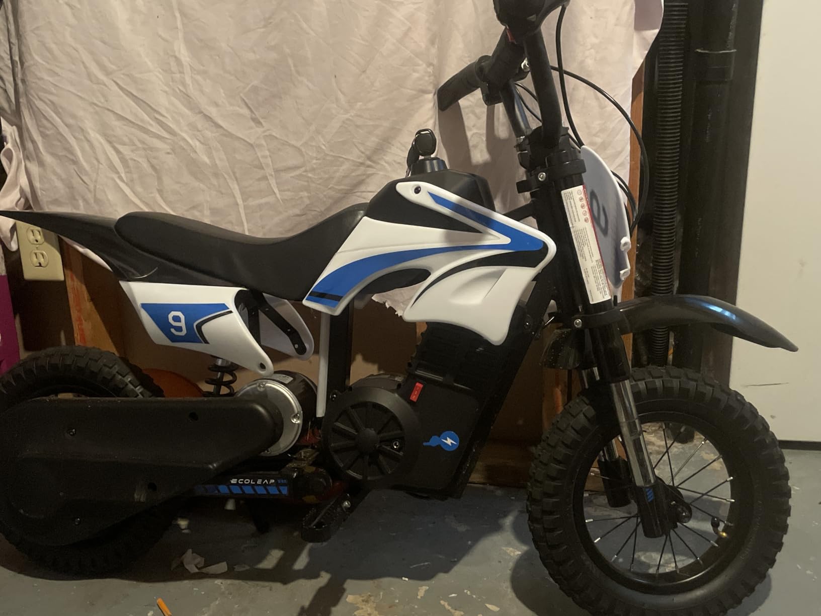 K1 Kids Electric Dirt Bike, 36V, 700W, 16 MPH, 14-Mile, Ages 3-10 (Cherry Red) customer photo 1