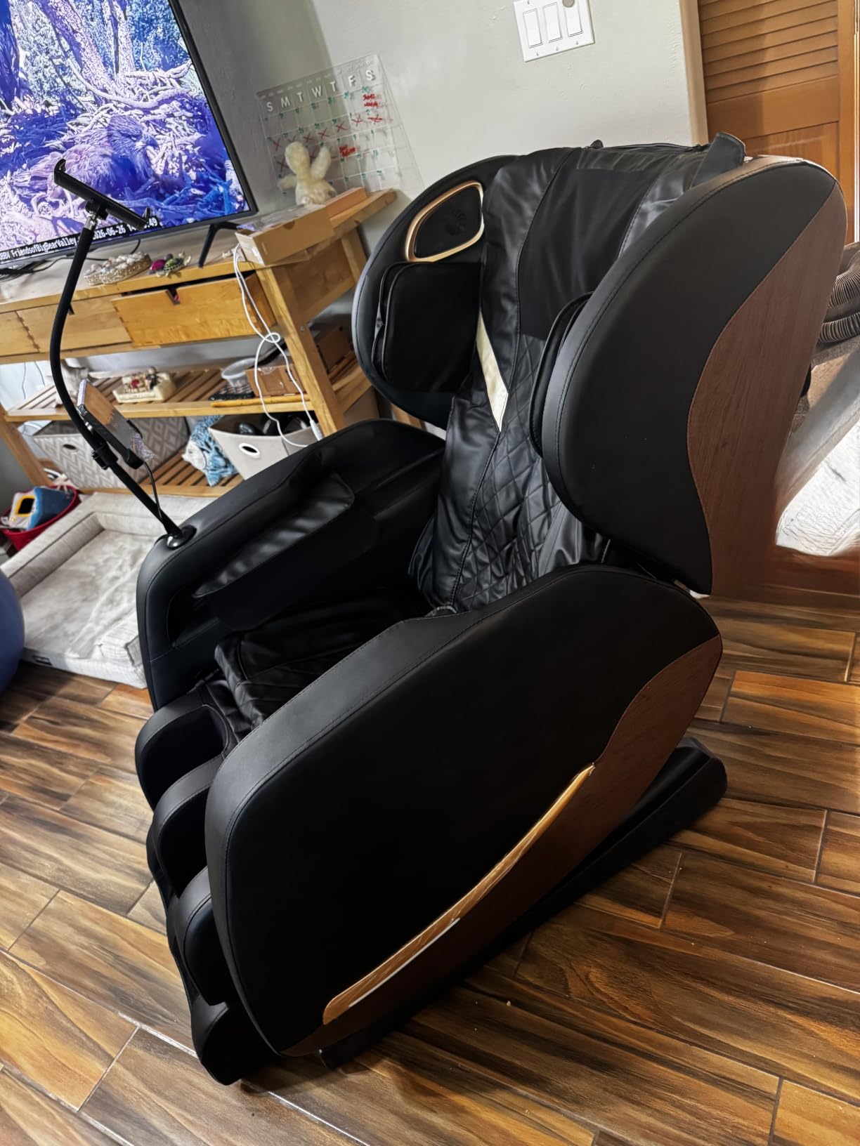 Massage Chair Full Body, 14 Fixed Rollers, Zero Gravity Recliner | Wood Grain Leather, Foot Massage, 5 Auto Modes, 8 Airbags, Heating, Bluetooth, Screen Controller for Living Room, Bedroom customer photo 1