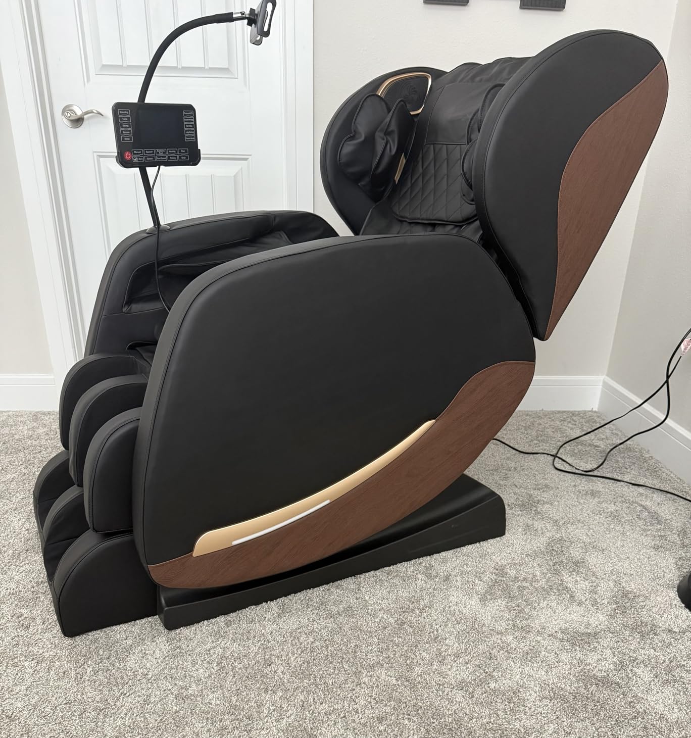 Massage Chair Full Body, 14 Fixed Rollers, Zero Gravity Recliner | Wood Grain Leather, Foot Massage, 5 Auto Modes, 8 Airbags, Heating, Bluetooth, Screen Controller for Living Room, Bedroom customer photo 2