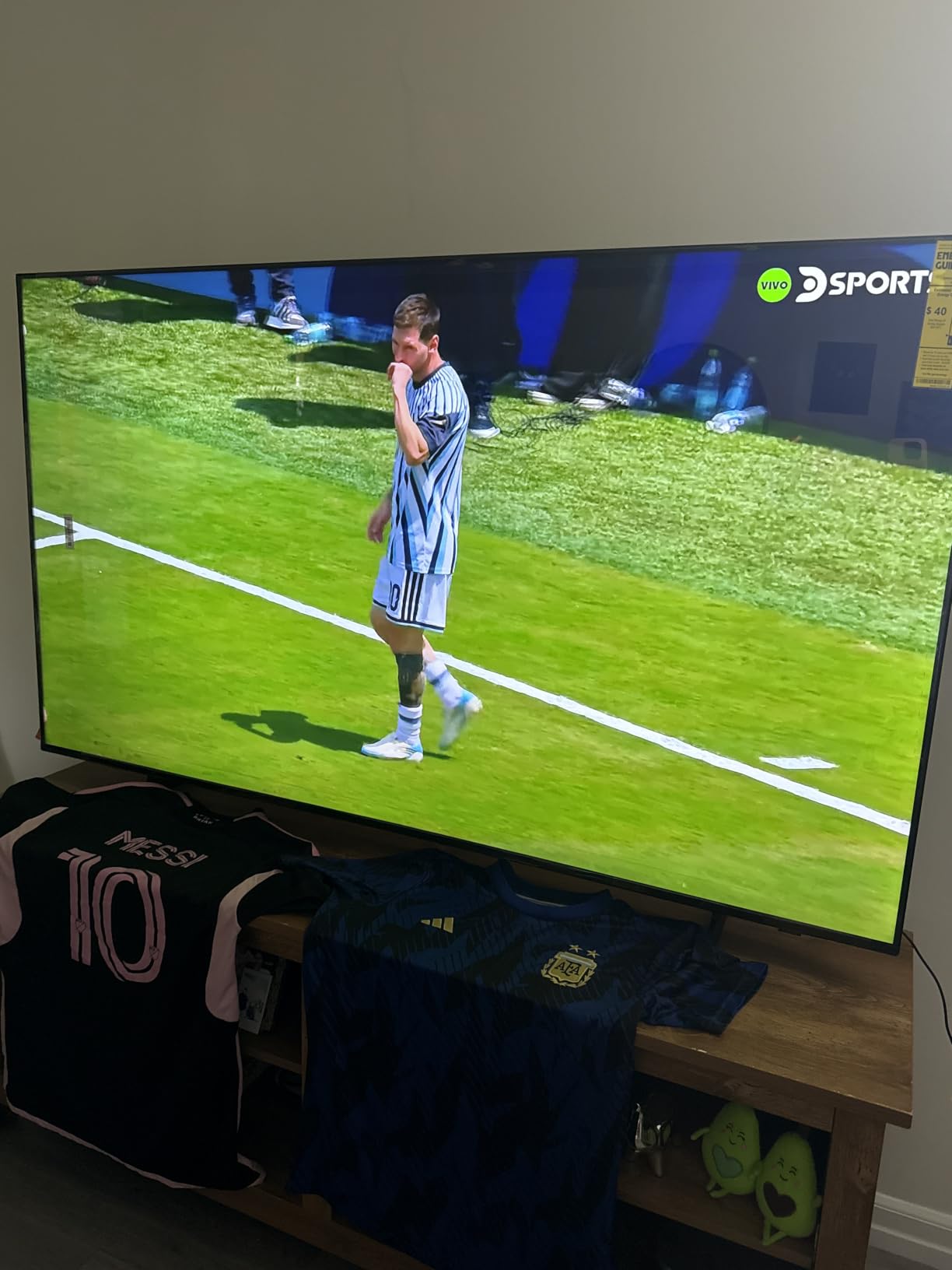 Samsung U8000H customer photo 2