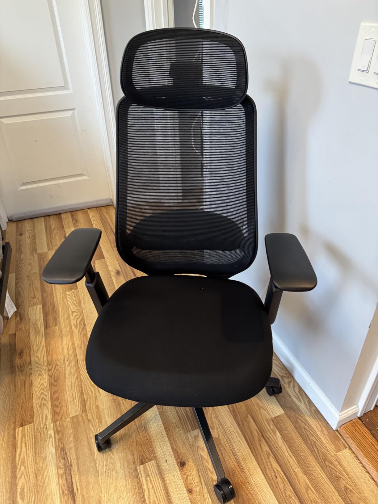 ProtoArc EC200 Ergonomic Office Chair with Adjustable Seat Depth customer photo 2