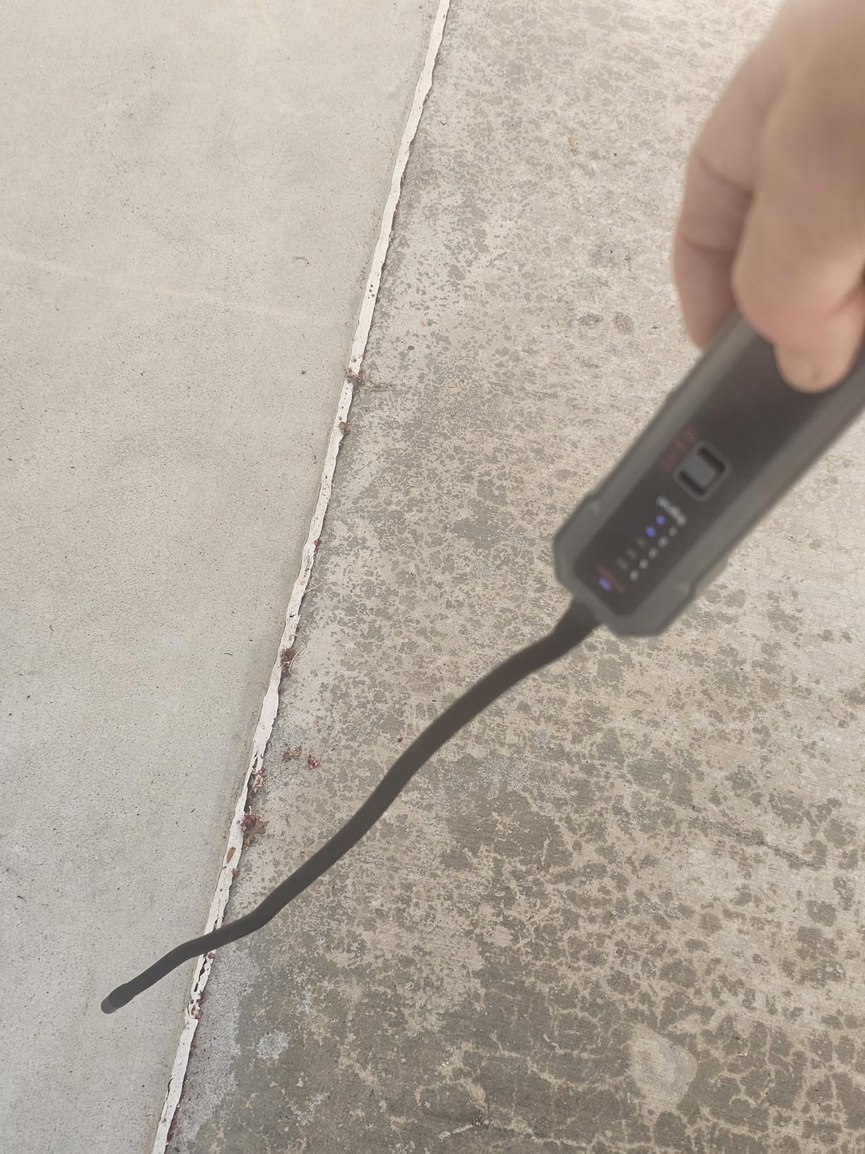 NOYAFA Underground Wire Locator,Underground Cable Locator | Wire Tracer for Invisible Pet Fences,Circuit Tracer for Wall Hidden Electrical Wires,Irrigation Sprinkler System-NF-818LP customer photo 2