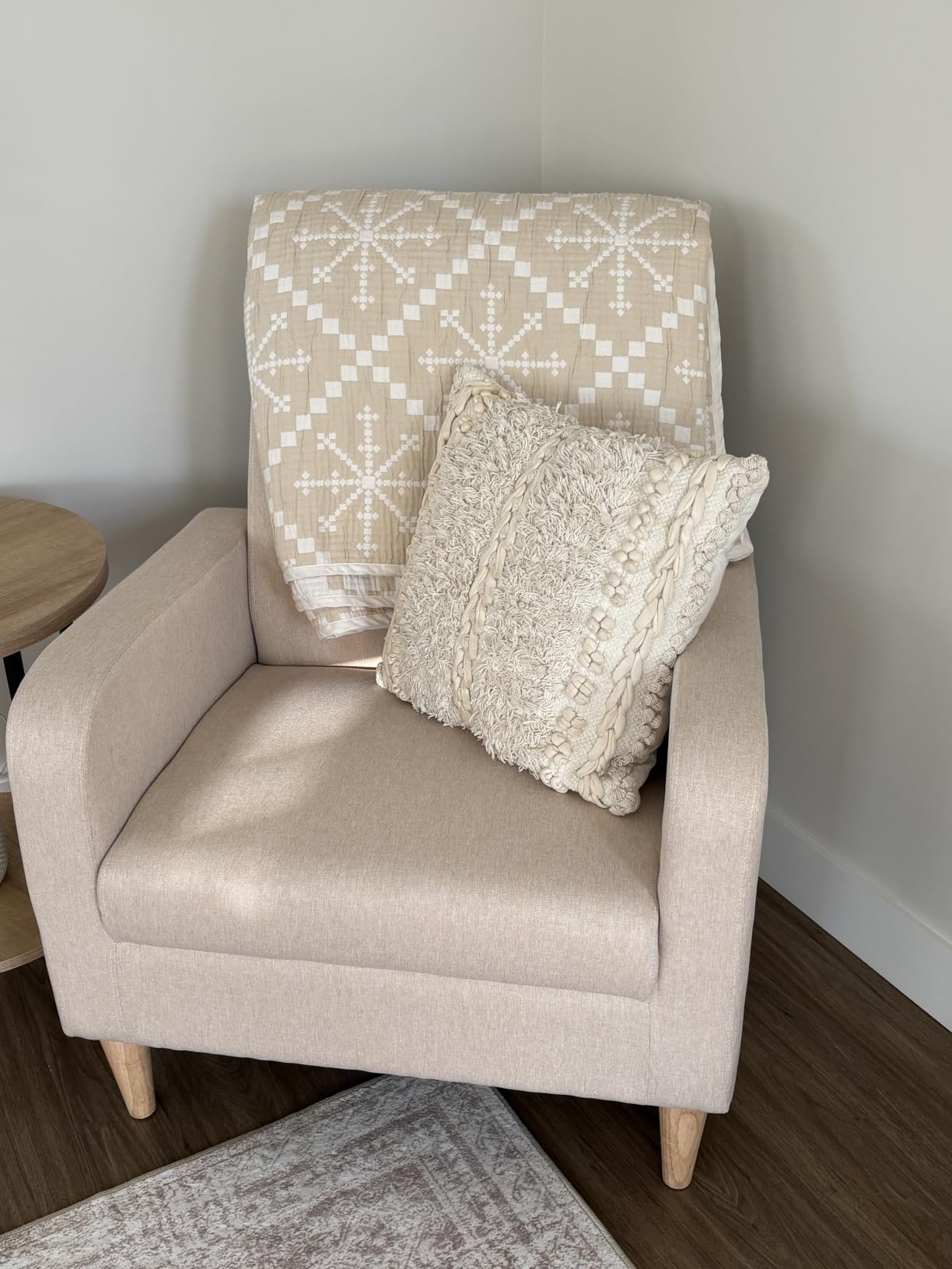 COLAMY Mid-Century Modern Accent Chairs Set of 2, Fabric Upholstered Living Room Chairs with Back Pillow & Solid Wood Legs, Comfy Armchair for Living Room, Bedroom, Single Sofa, Beige customer photo 2