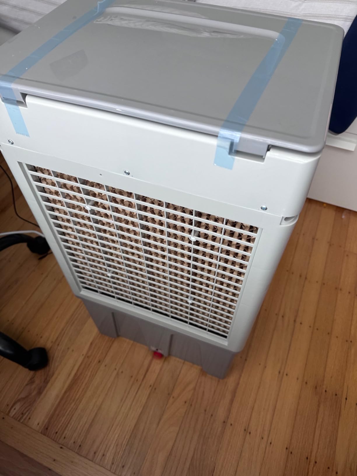 Swamp Cooler, 3600CFM Evaporative Cooler with 8 Gal Water Tank, 3 in 1 Portable Air Conditioners for Room No Window, 100° Swing, Remote, 7H Timer, 4 Ice Box for Home, Garage, Large, Outdoor, White customer photo 2