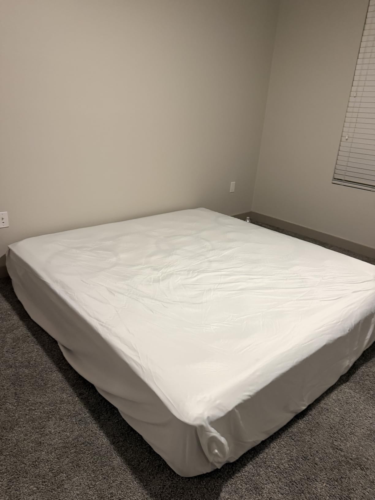 Queen Mattress 12 Inch Hybrid Queen Size Mattress in a Box Medium Firm New Version Memory Foam & Pocketed Springs Pressure Relief CertiPUR-US Certified Motion Isolation 365-Night Trial customer photo 2