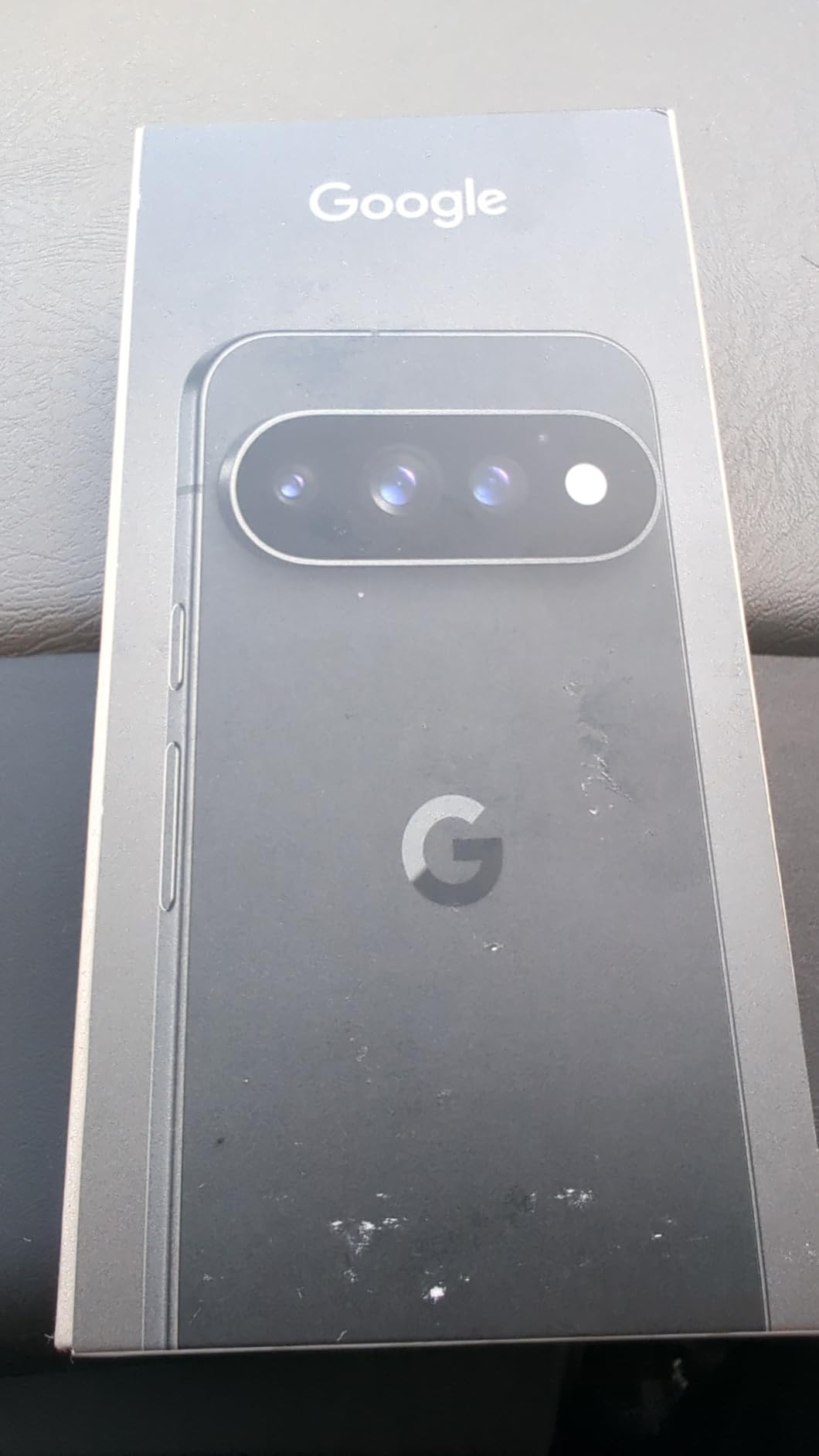 Pixel 11 Pro - Unlocked Smartphone, Gemini - 256 GB - Obsidian customer photo 1