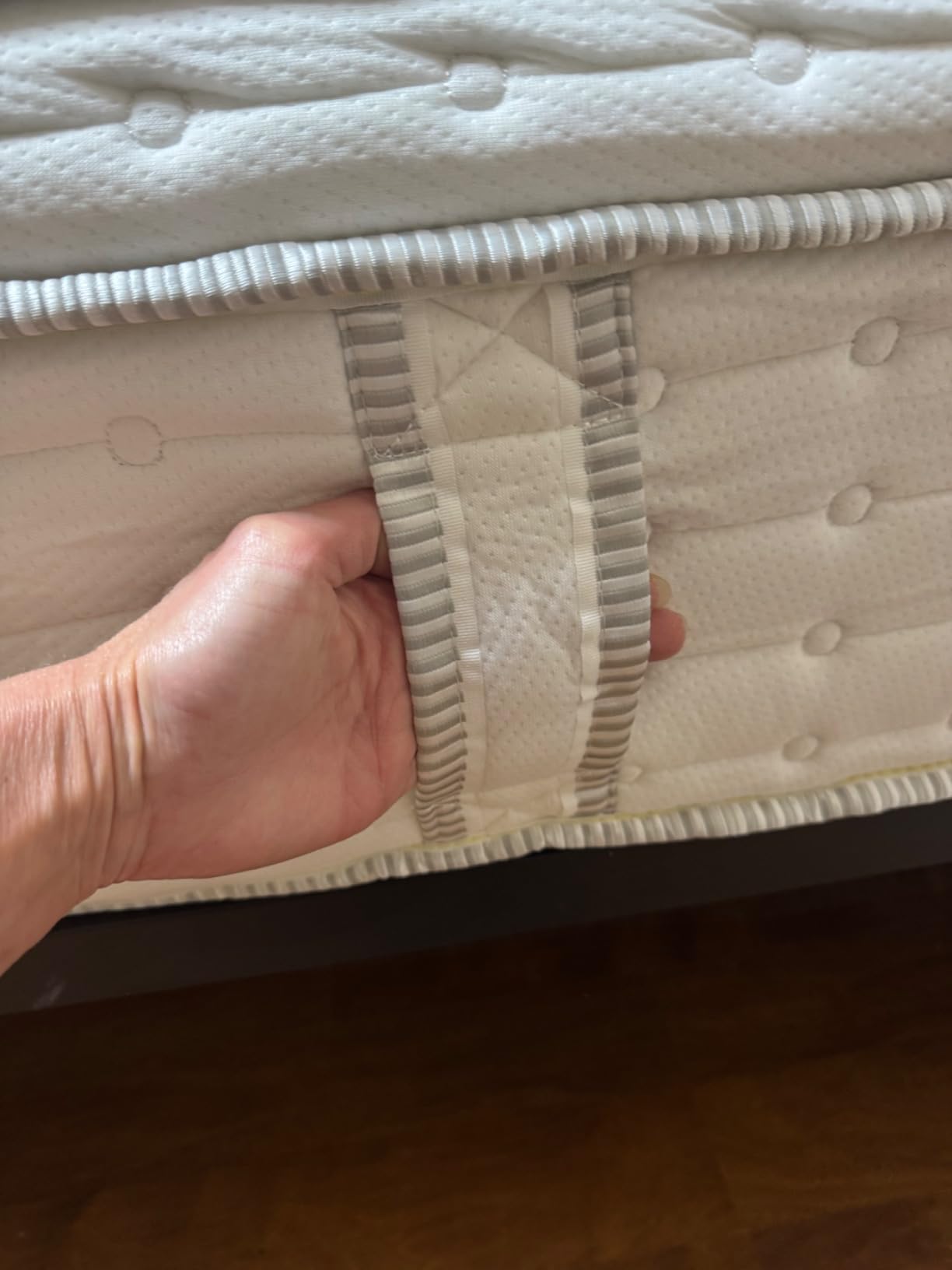 Firm Queen Mattress 12 Inch Hybrid Mattress Comfort & Back Pain Relief | Queen Size Mattresses in a Box, CertiPUR-US Certified & 365 Nights Trial, 10 Years Warranty - Fiberglass Free, Zone Support customer photo 1