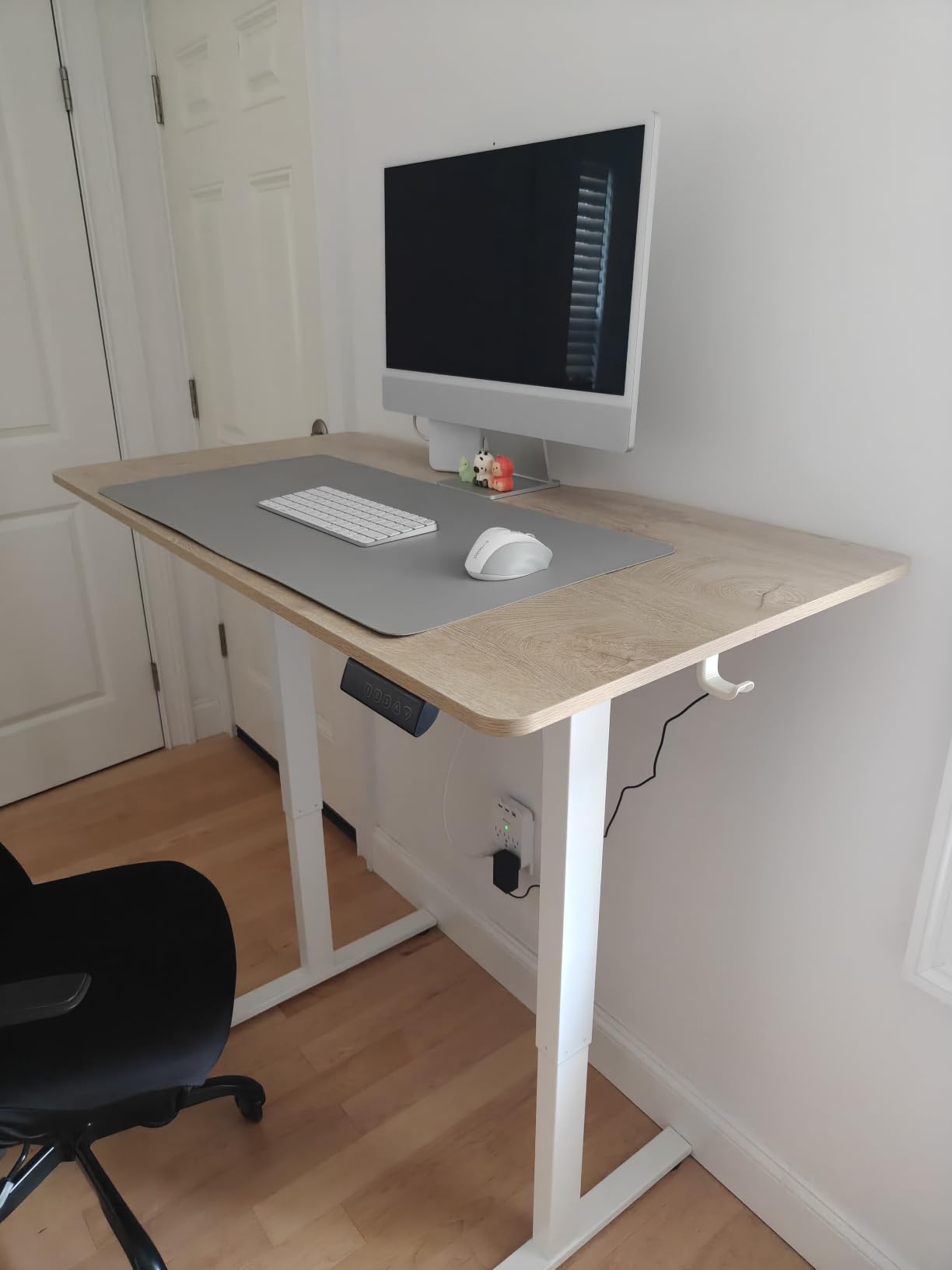 FEZIBO Standing Desk 55 × 24 Inch Electric Height Adjustable, Rustic Brown | Sit and Stand Up Adjustable Desk, Home Office Computer Desk with 3 Customizable Memory Presets customer photo 1
