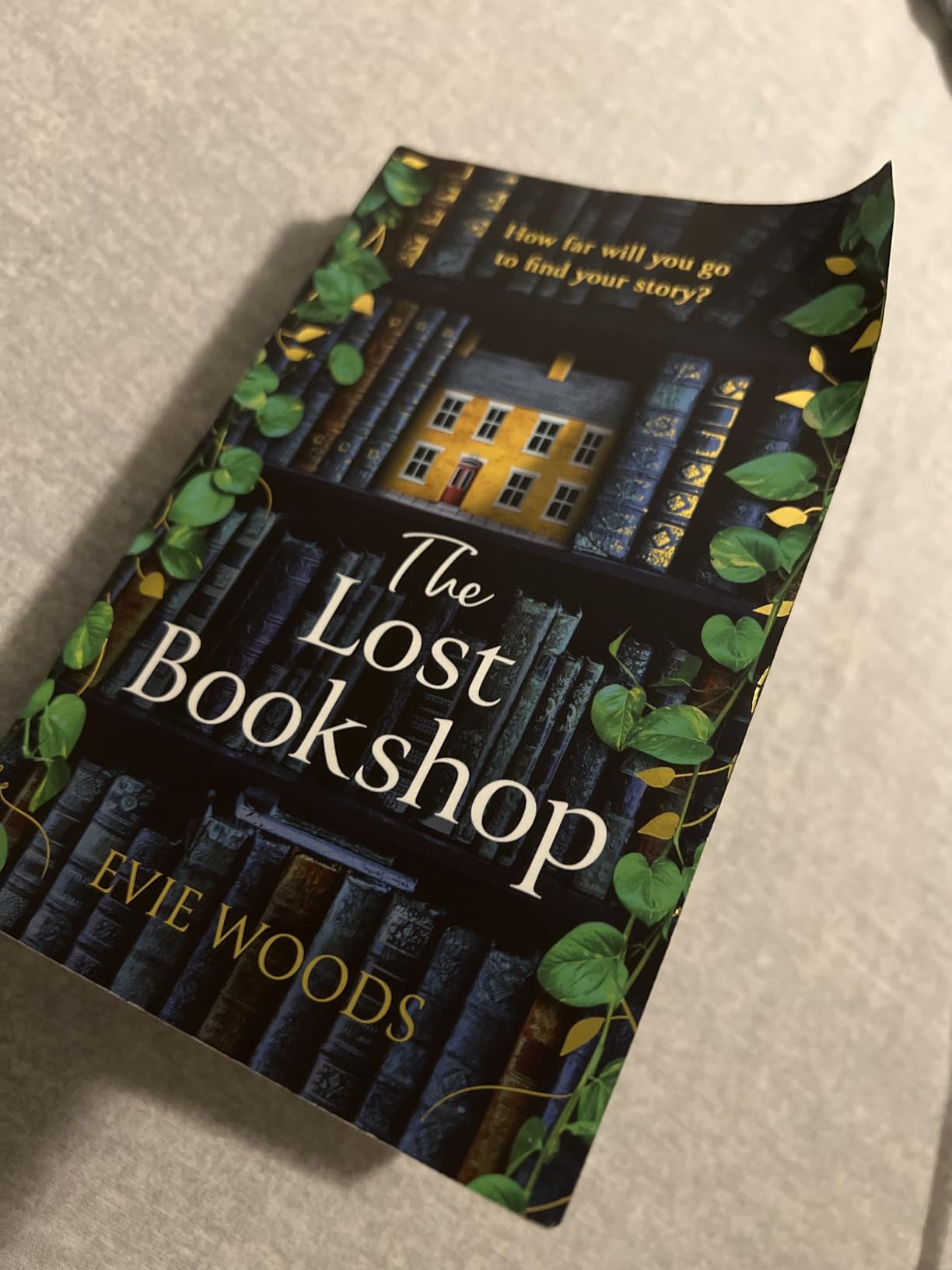 The Lost Bookshop: A most charming and uplifting novel, the perfect gift for book lovers! customer photo 1