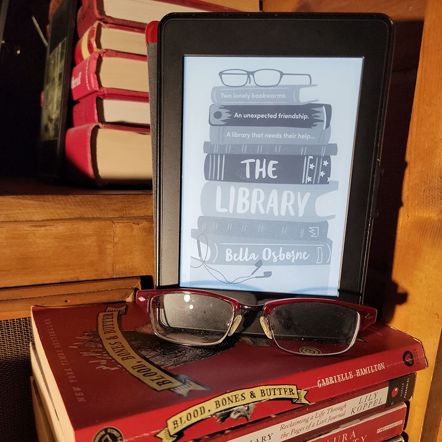 The Library: The absolutely uplifting and feel-good page-turner customer photo 1