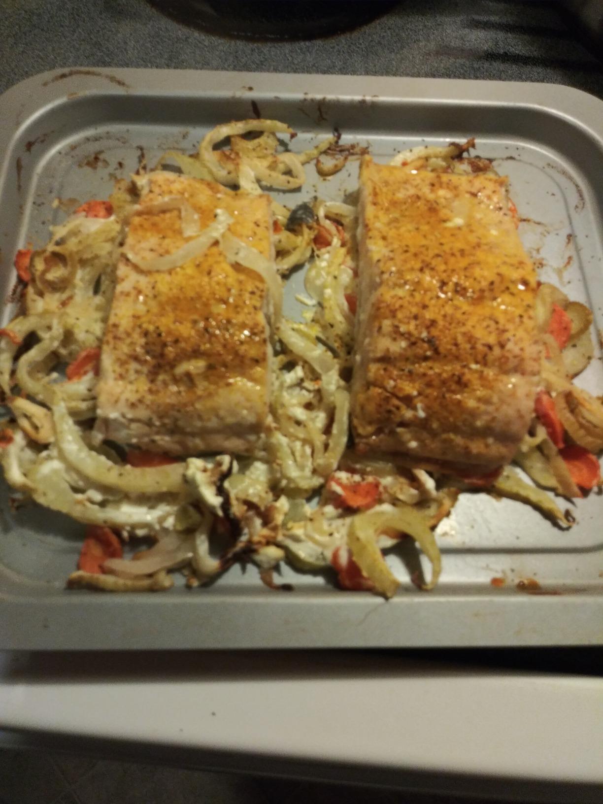 The Healthy Air Fryer Cookbook: Truly Healthy Fried Food Recipes with Low Salt, Low Fat, and Zero Guilt customer photo 1