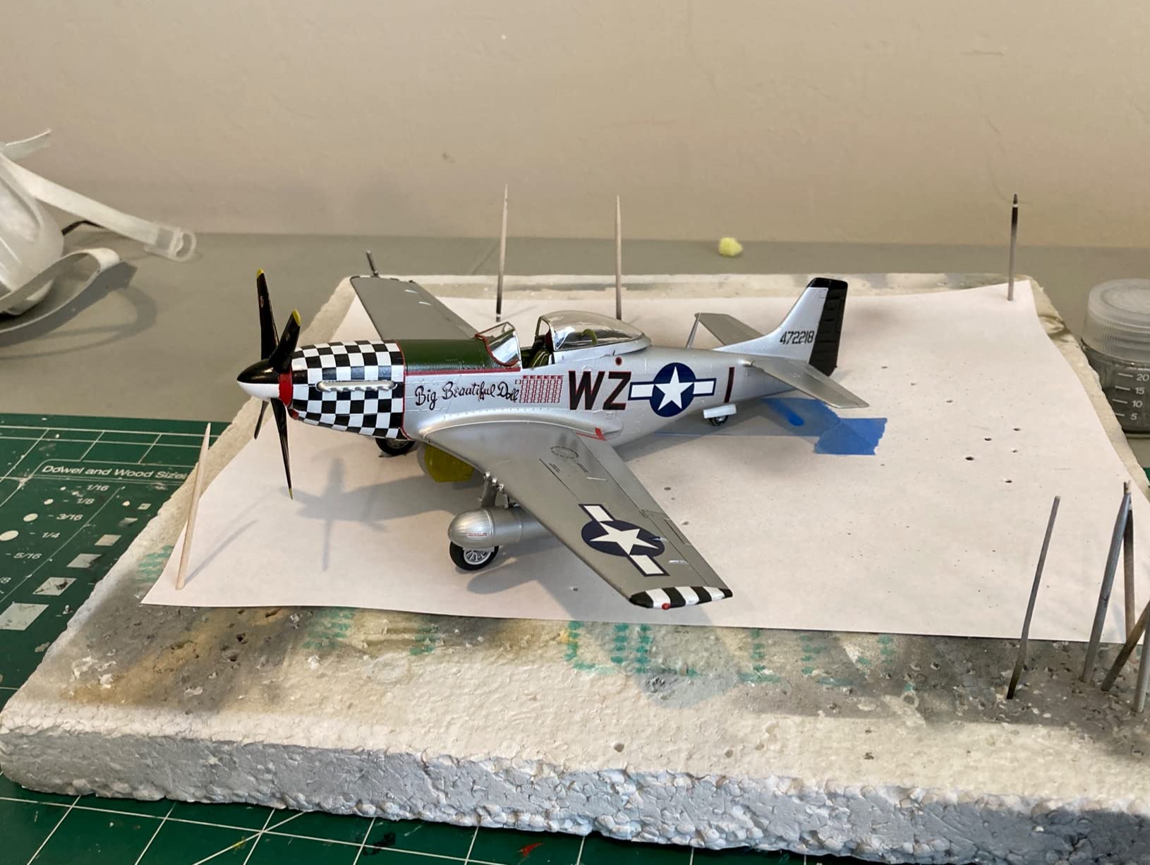 Revell 85-5241 P-51D Mustang Model Airplane Fighter Jet Kit 1:48 Scale 49-Piece Skill Level 4 Plastic Model Plane Building Kit customer photo 1