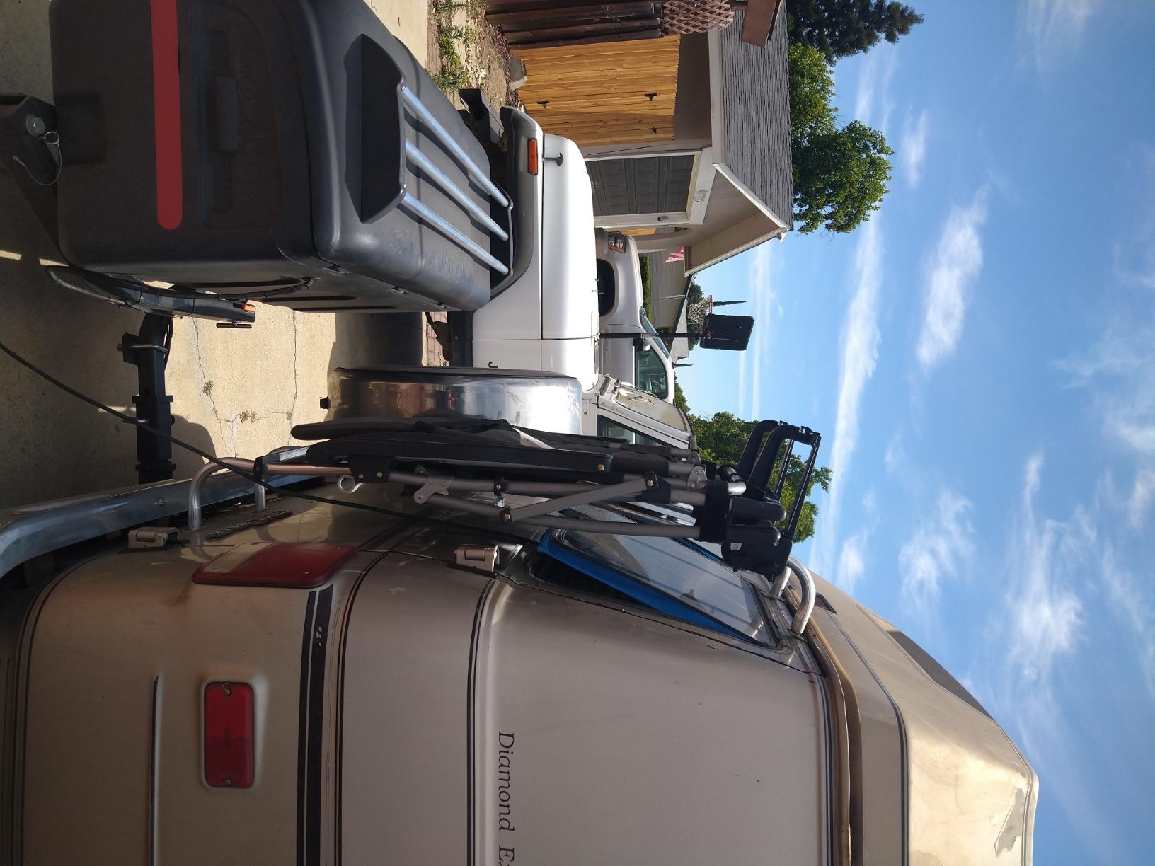 Camco Clamp-N-Carry Lockable RV Ladder Chair and Bike Rack, 51430 customer photo 2