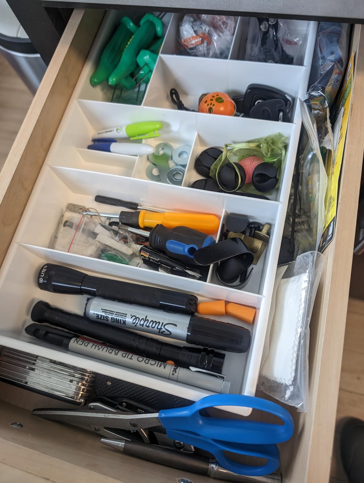Dial Industries Expandable Office Drawer Desk Organizer Storage Tray customer photo 1