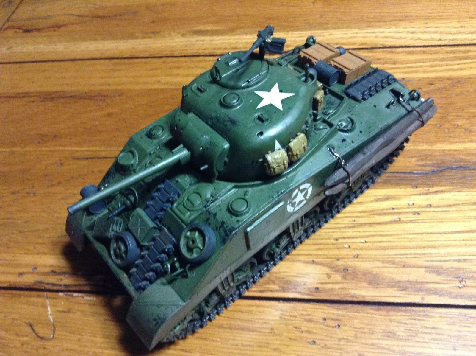 Tamiya 35190 1/35 U.S. Medium Tank M4 Sherman Plastic Model Kit customer photo 2
