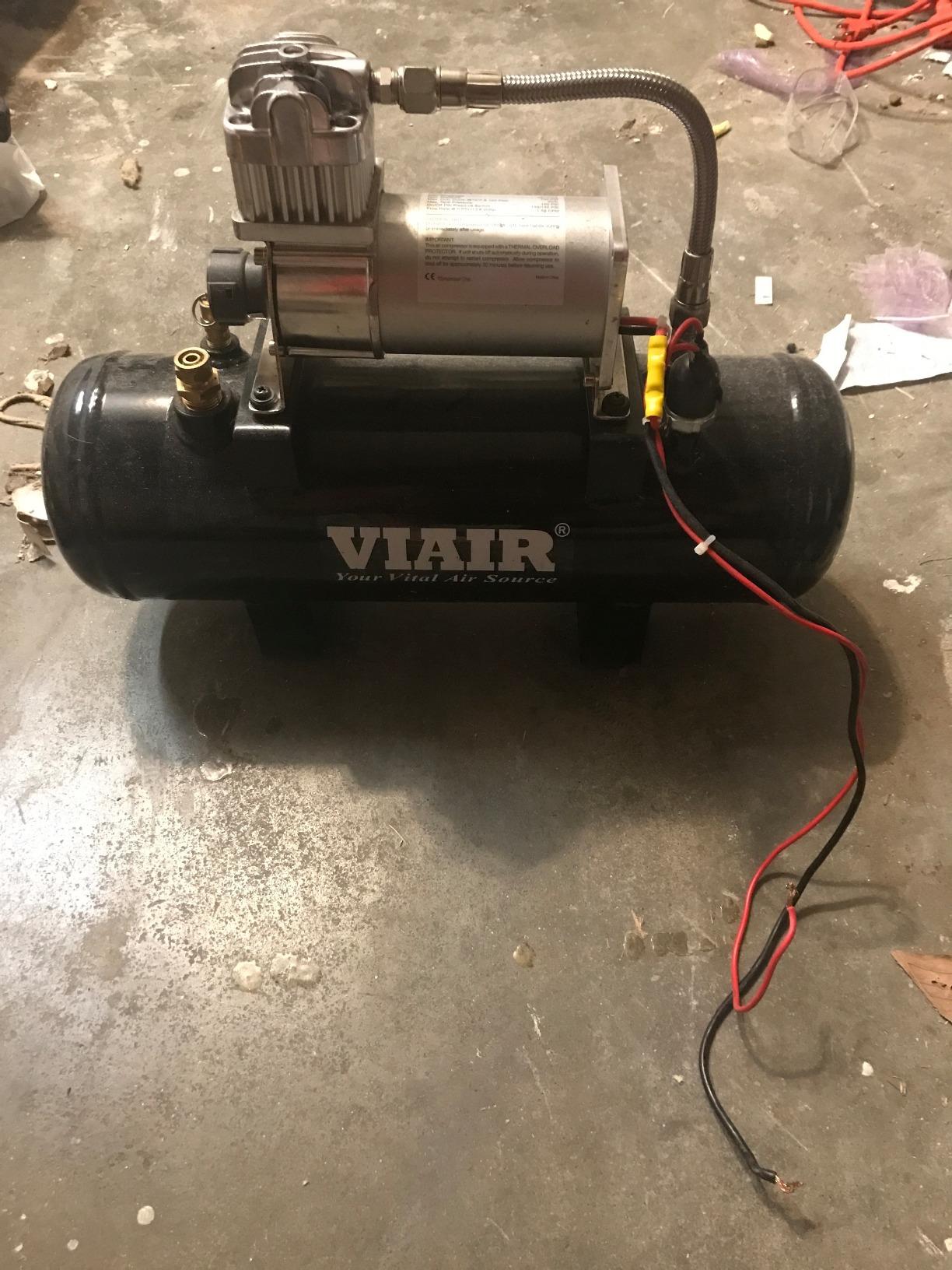 VIAIR 150 PSI High-Flow Air Source Kit | Portable On Board Air Compressor with 2 Gallon Tank for Truck, Air Horns, Suspension, Air Locker, Black customer photo 1