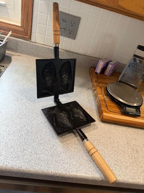 Ikenaga Taiyaki Maker - Iron Casting, Non-Stick Supplement customer photo 1