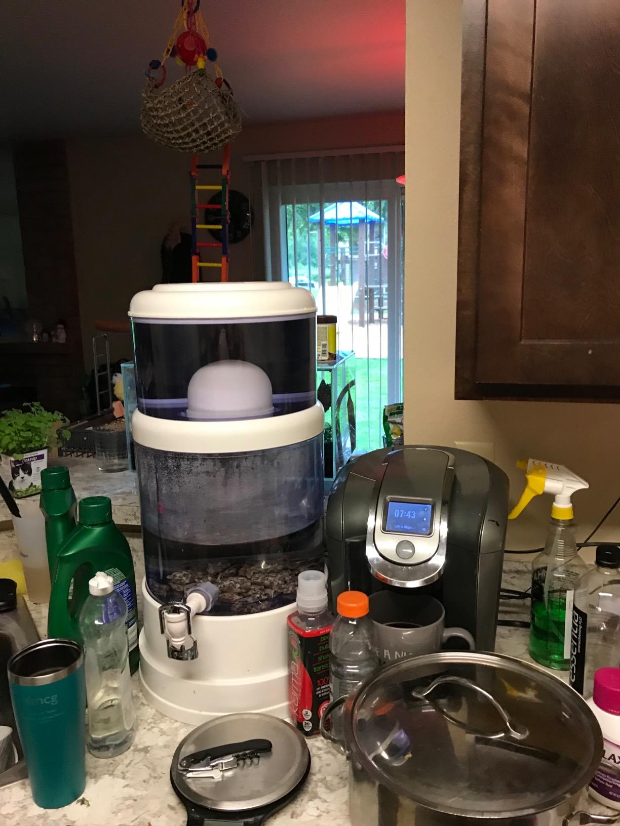 ZENWATER 4-Gallon Countertop Gravity Water Filter System - Portable Alkaline Filtration System - Enjoy Clean and Mineral-Rich Hydration At Home, Office, or Travel customer photo 2