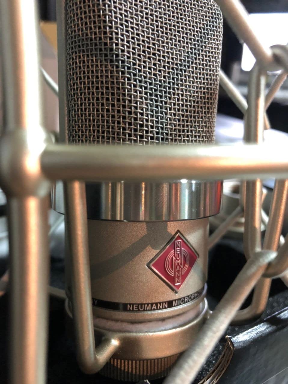 Neumann TLM 102 Large-Diaphragm Condenser Microphone - Nickel customer photo 2