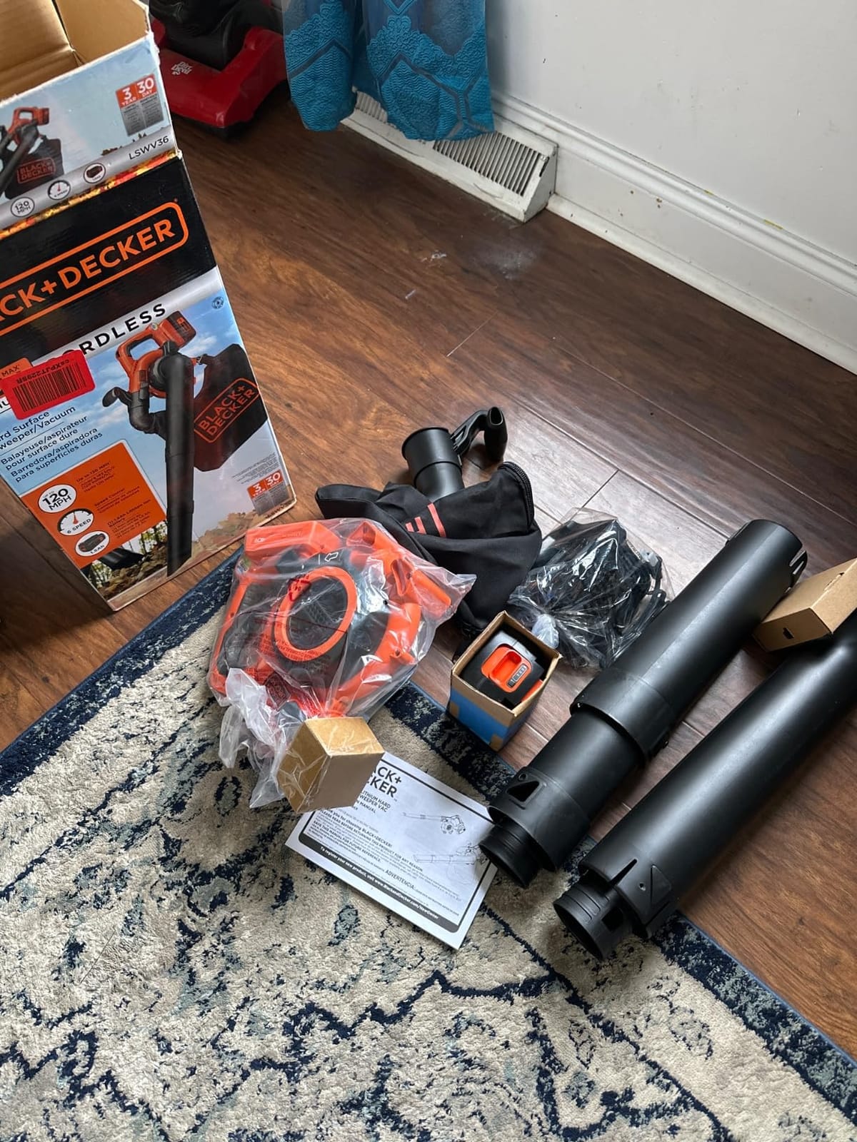 BLACK+DECKER Leaf Blower Cordless Leaf Vacuum and Mulcher Combo Kit, Battery and Charger Included, 40V 120 mph Air Speed, 6-Speed Dial, Built-in Scraper with Collection Bag (LSWV36) customer photo 1