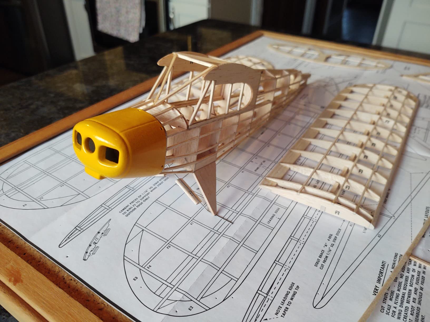 Guillow's Piper Super Cub 95 Laser Cut Model Kit Blue, Small customer photo 2