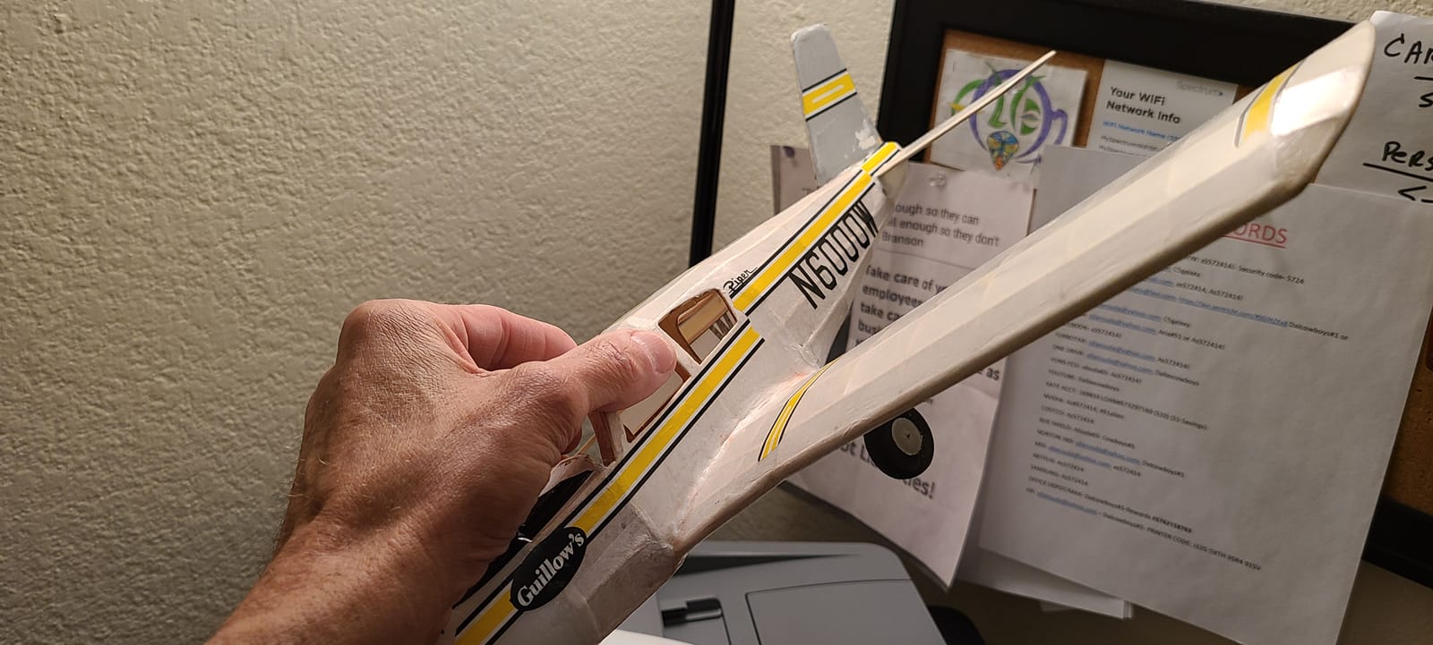 Guillow's Piper Cherokee 140 Laser Cut Model Kit - 20 in Wingspan Balsa customer photo 1
