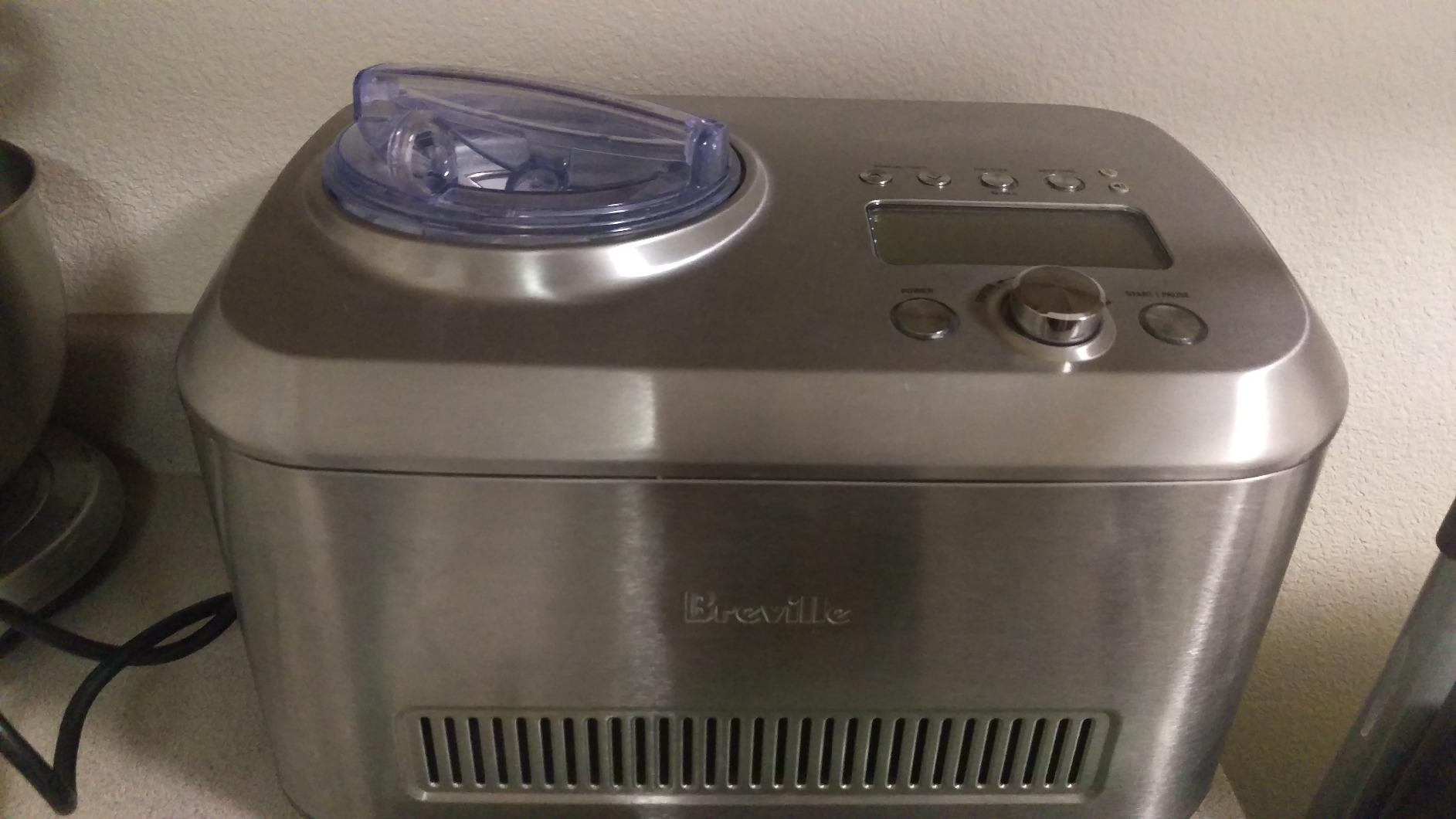 Breville BCI600XL Smart Scoop Ice Cream Maker, Brushed Stainless Steel customer photo 2