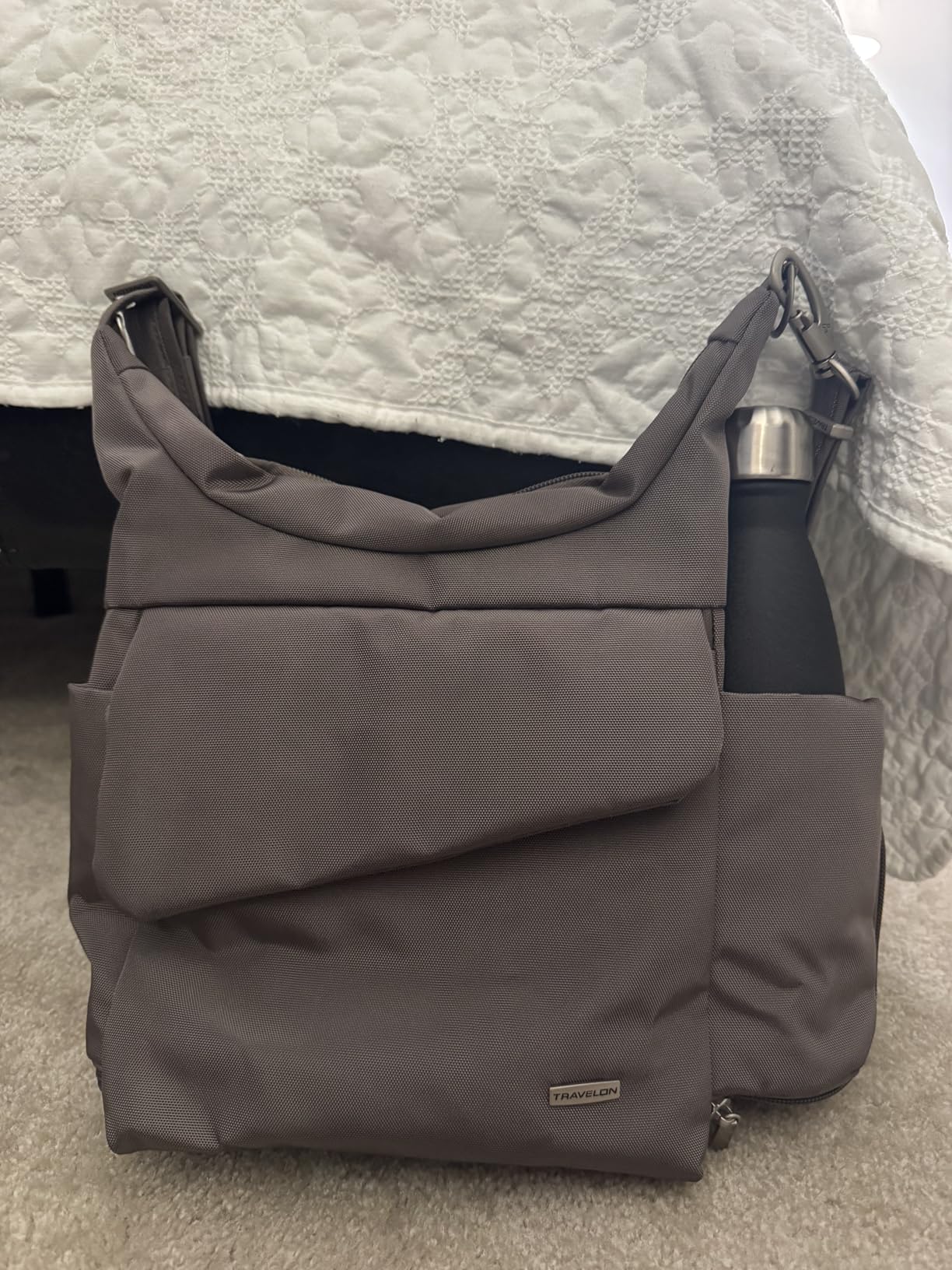 Anti-Theft Classic Messenger Bag (Travelon) customer photo 2