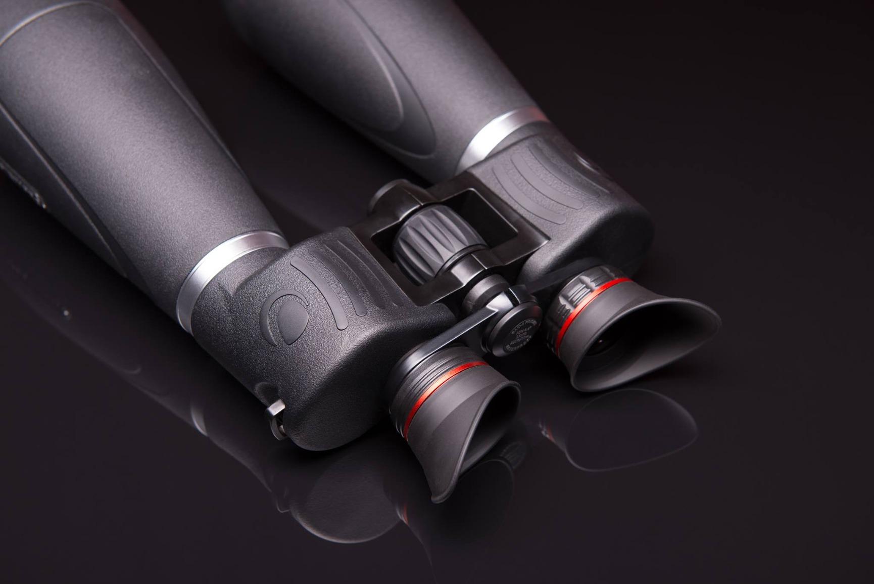 Celestron SkyMaster Pro 15x70 Binoculars for Astronomy & Travel | XLT Fully Multi-Coated Optics, Waterproof & Fogproof, Rubber Armored Body, Astronomy & Long Range Viewing, Tripod Adapter Included customer photo 2