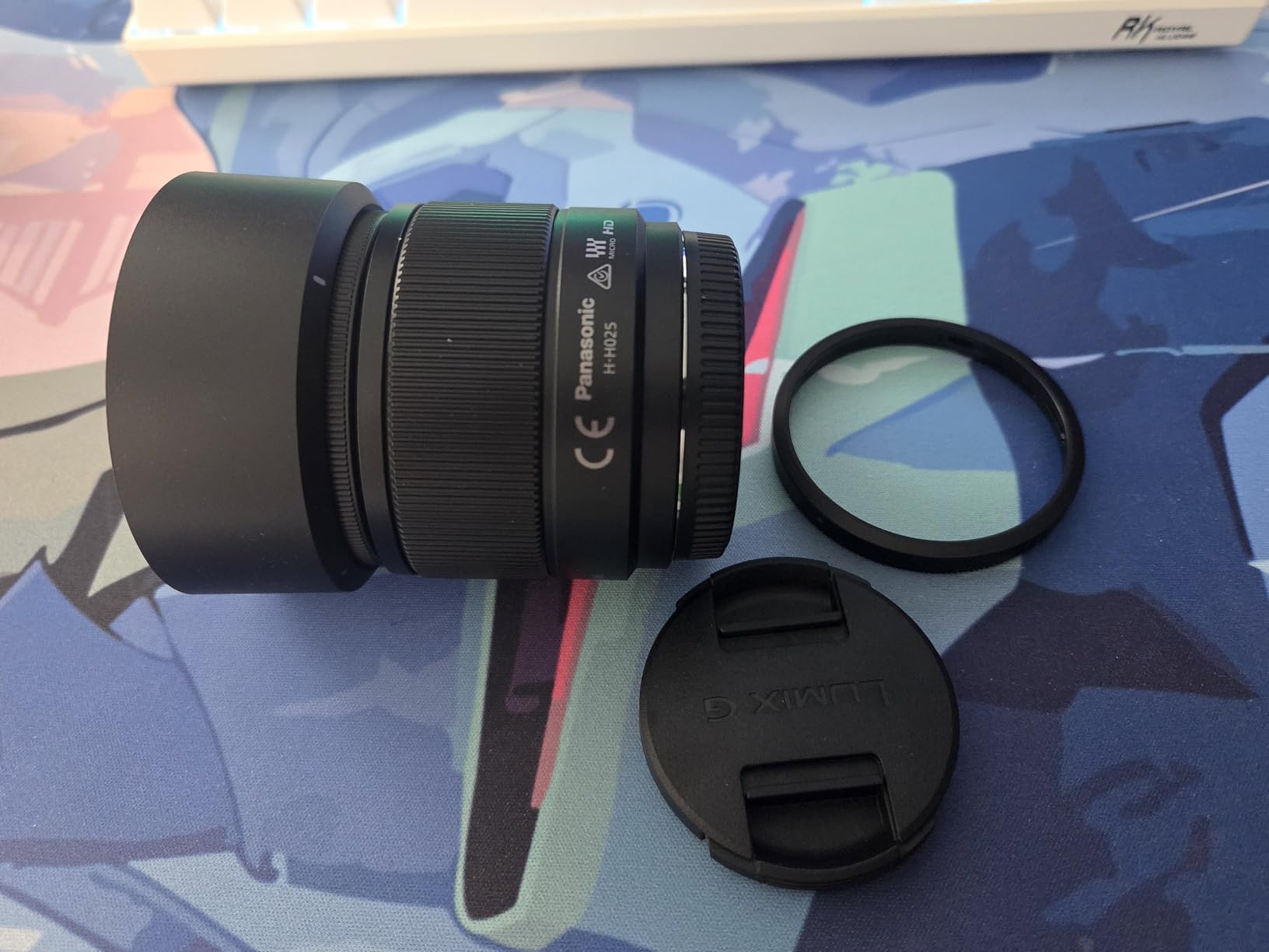 Panasonic LUMIX G 25mm F1.7 ASPH Pancake Lens for Micro Four Thirds Mirrorless Cameras (H-H025K, Black) customer photo 1