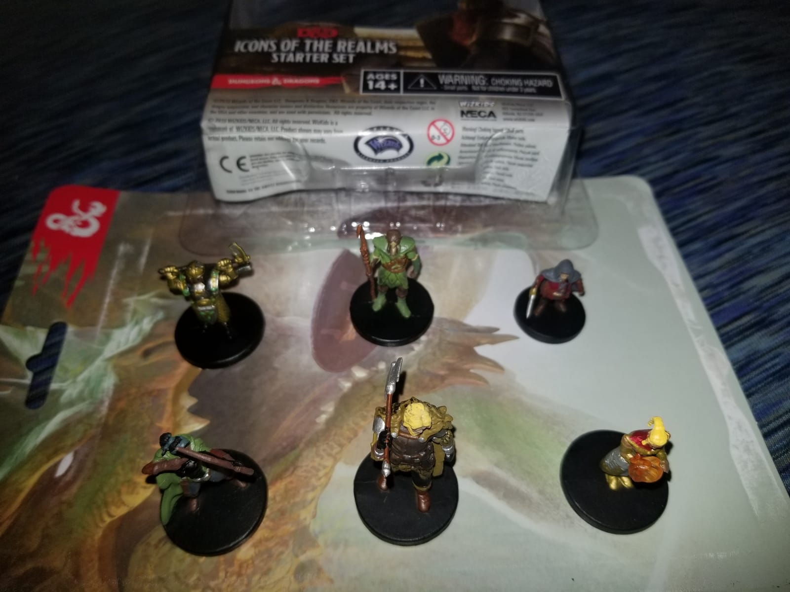 WizKids D&D Icons of the Realms Starter Set, Featuring 5 Returning Figures and 1 New Hero, Gold Color, Fantasy Theme customer photo 2