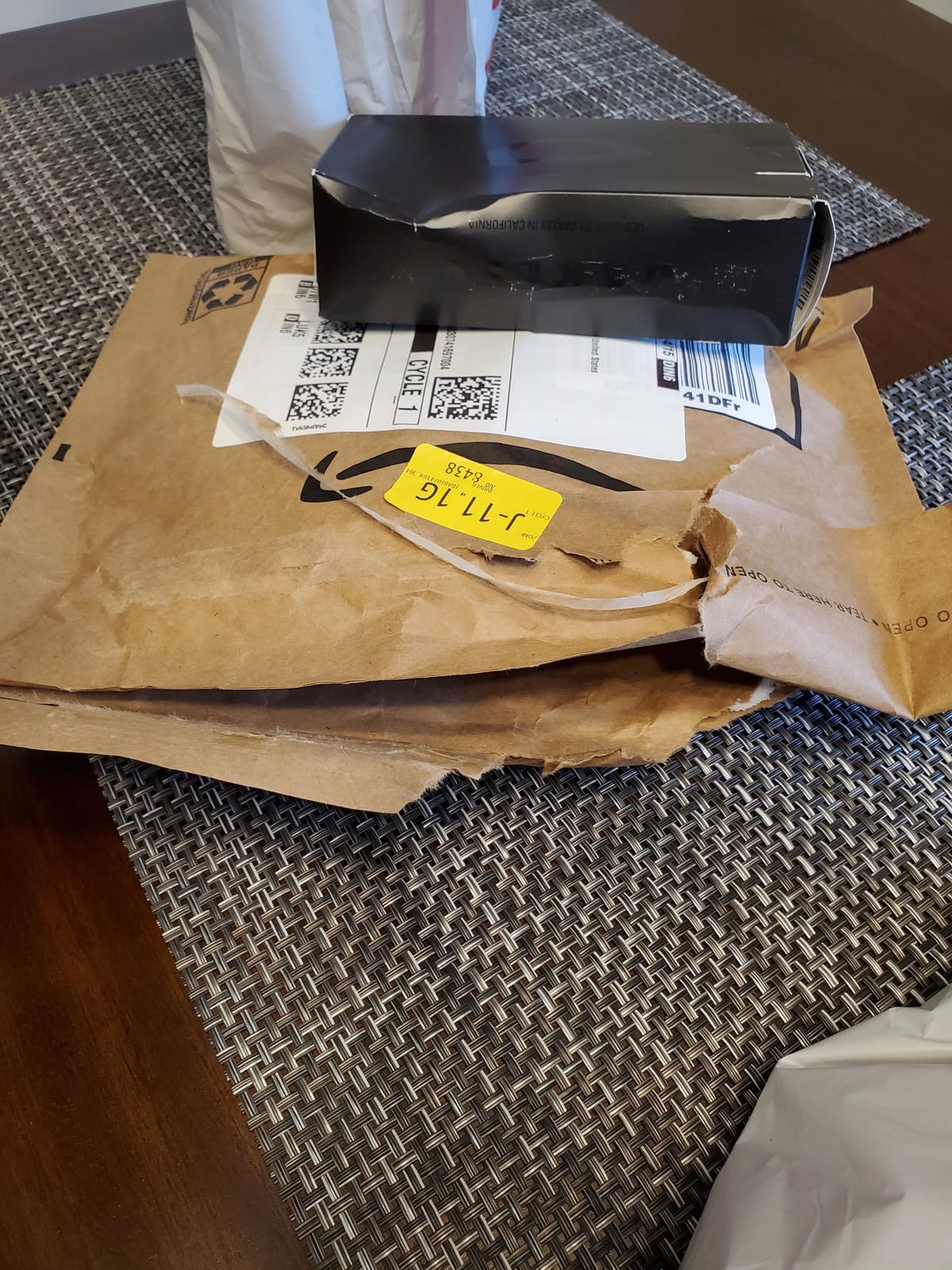 Oakley Holbrook Sunglasses 57MM Matte Black Frame/Warm Grey Lens, Casual customer photo 1