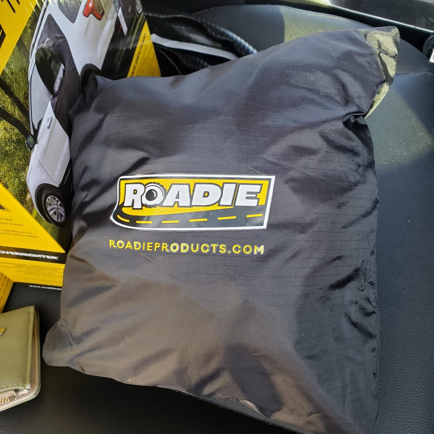 ROADIE- The OVERNIGHTER SUV Window Tent with Bug Screen and Retractable Awning - Great for Camping in an SUV. (Patented) customer photo 1