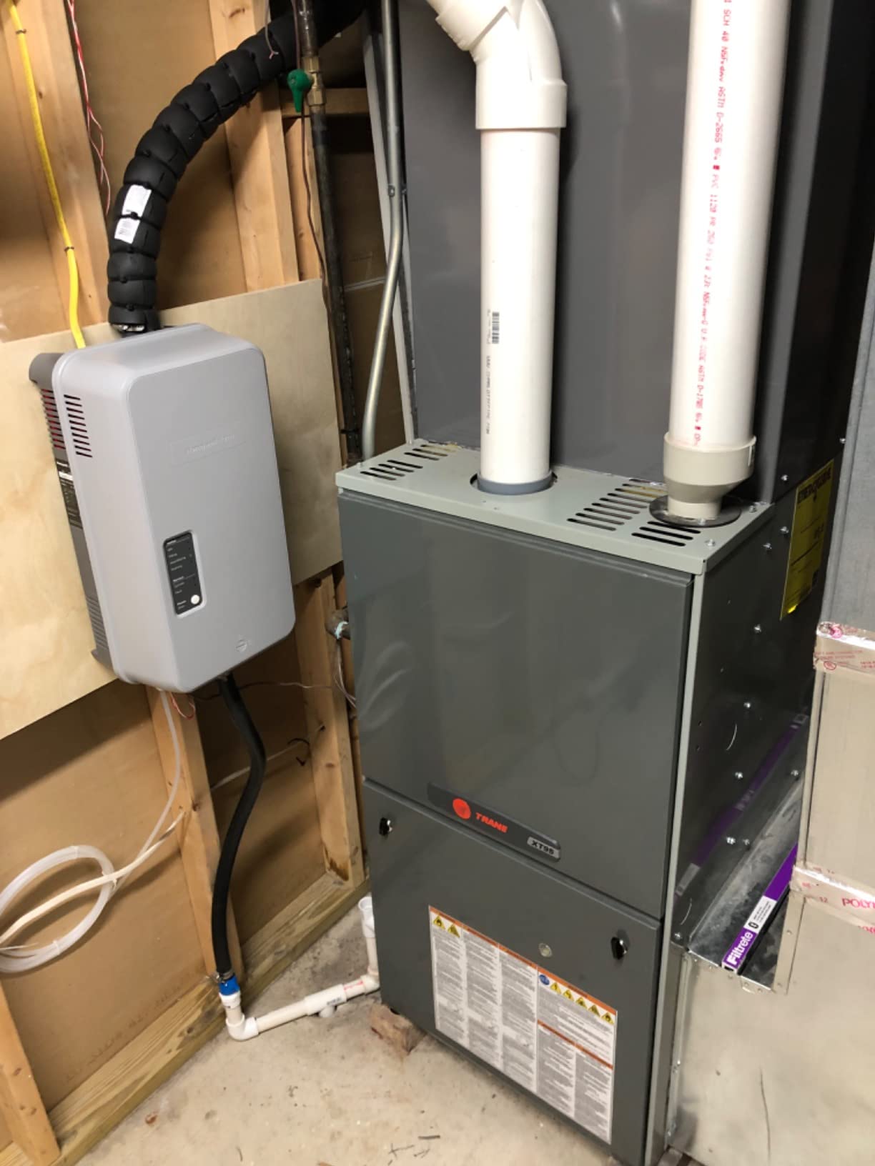 Honeywell HM750A1000 Electrode Steam Humidifier customer photo 1
