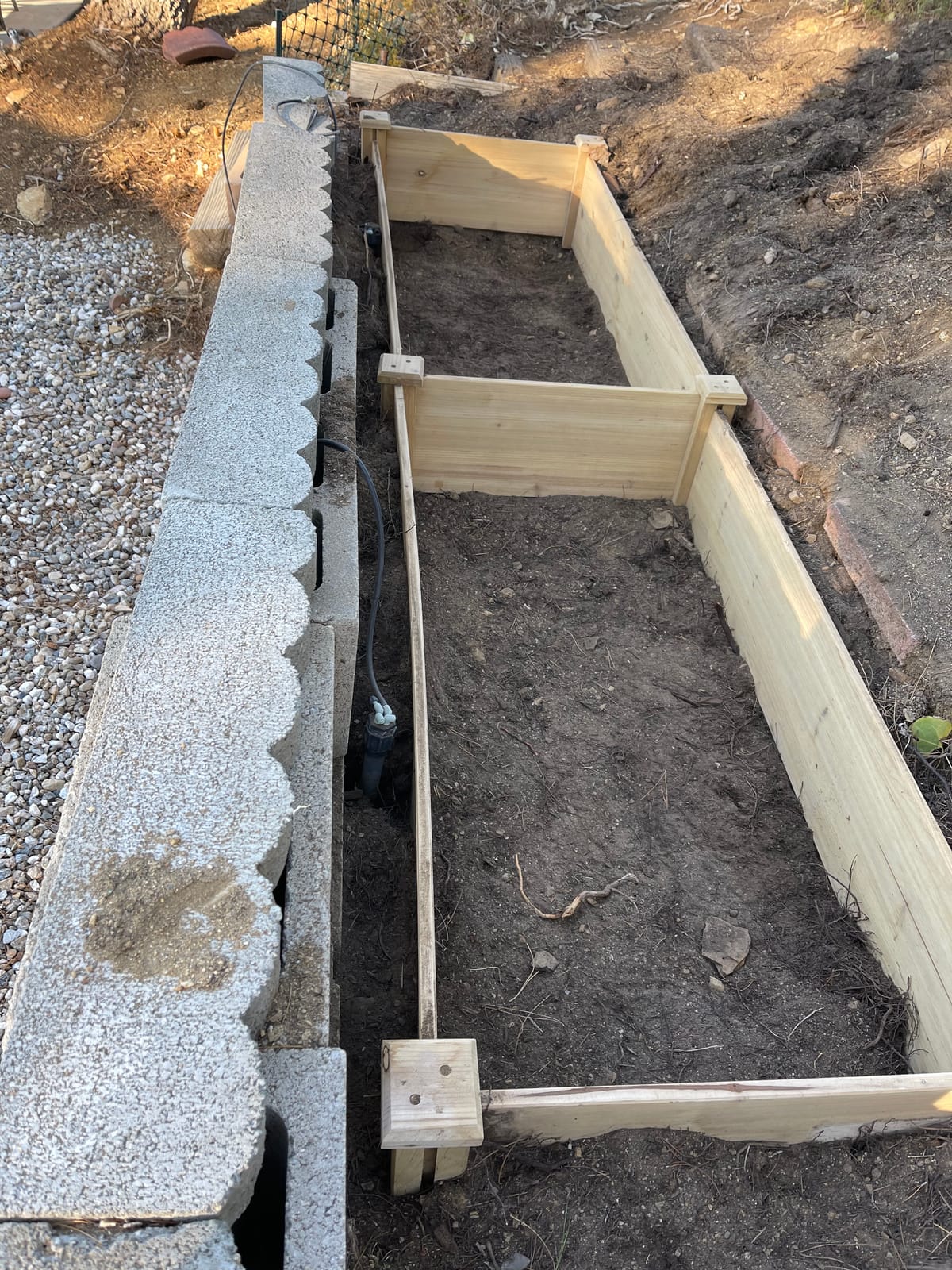 Yaheetech Wooden Raised Garden Bed Outdoor Planter Box with Divided Growing Areas customer photo 1