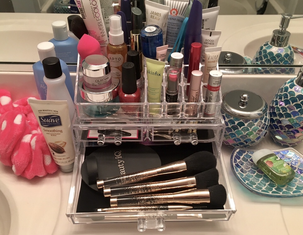 Masirs Clear Makeup Organizer with 4 Drawers 16 Compartments, Countertop | 16-Compartment Clear Acrylic Makeup Organizer, 4 Drawers, Cosmetic Jewelry Perfume Skincare Storage, Vanity Countertop customer photo 2