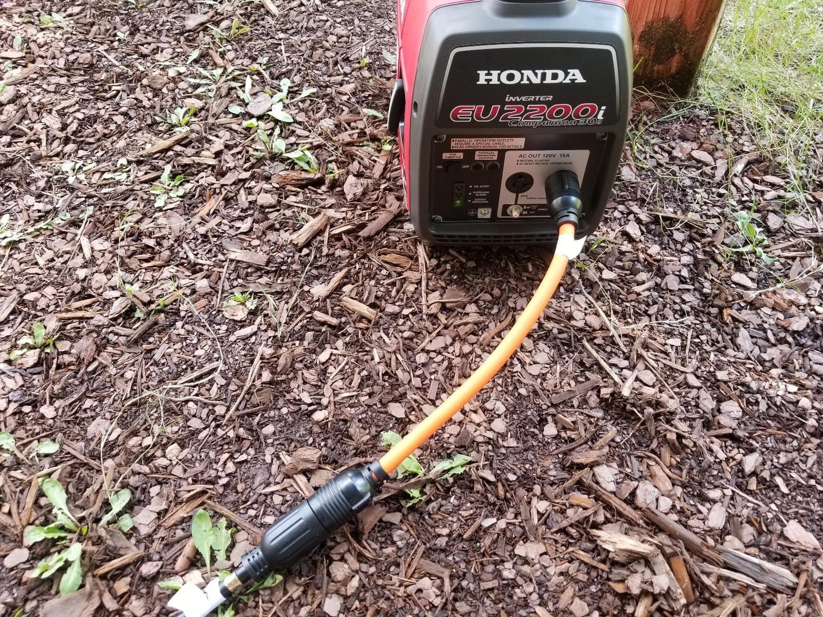 Honda EU2200i Companion 2200 Watt Inverter Generator (EU2200ITAN1) customer photo 1