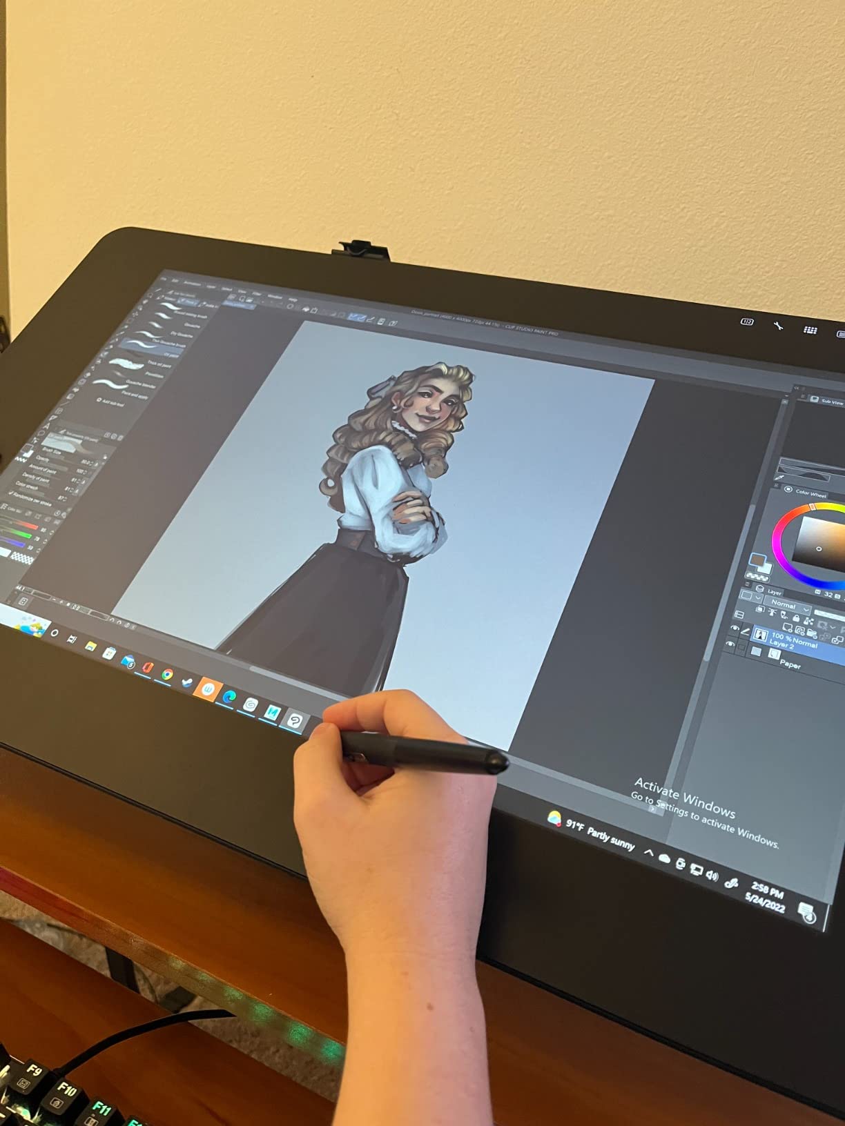 Wacom Cintiq Pro 24, Drawing Tablet with 4K Touchscreen & ProPen 2 customer photo 1