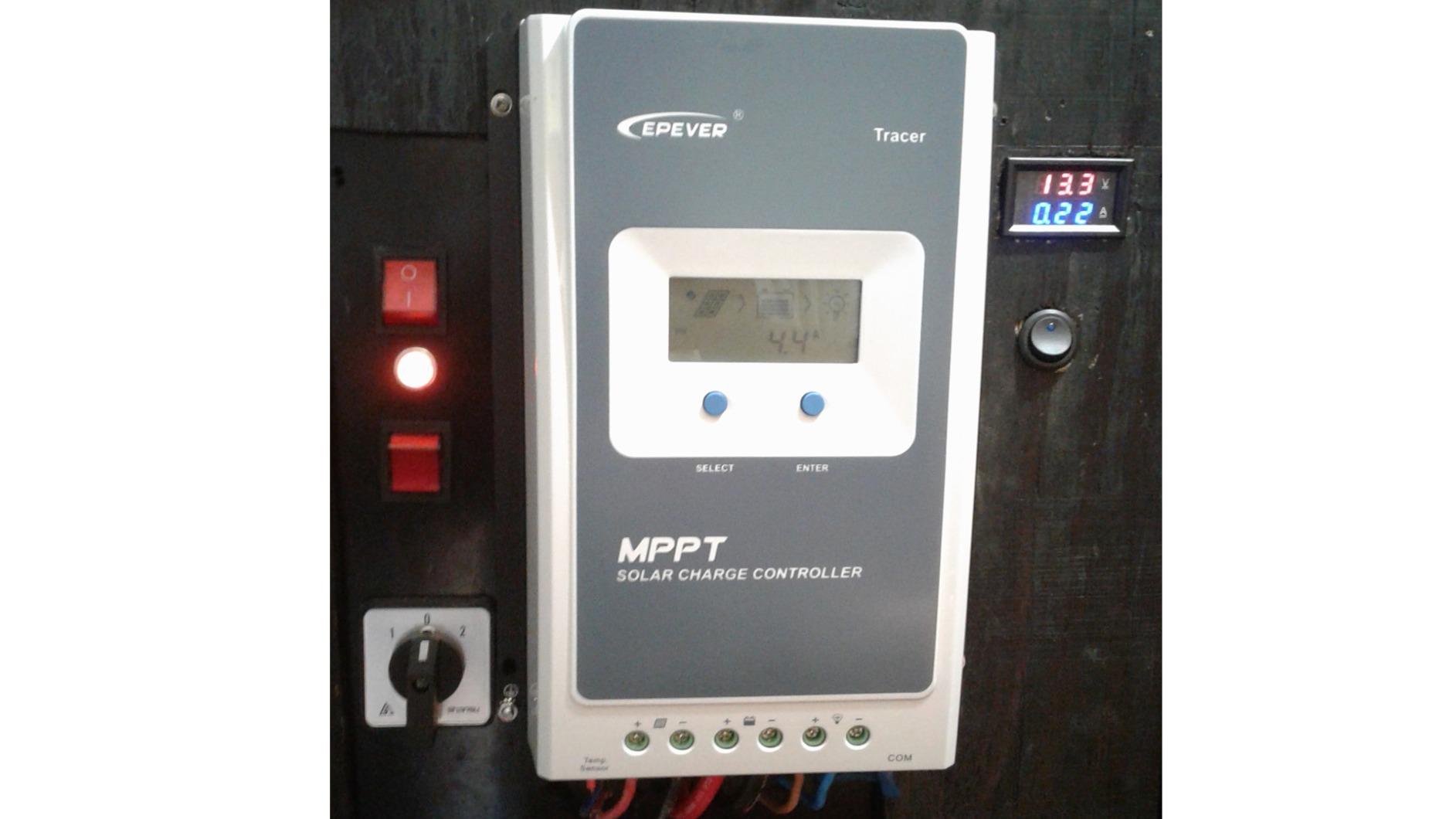 EPEVER MPPT Solar Charge Controller 40A 12V 24V Max PV 100V 520W/1040W customer photo 1