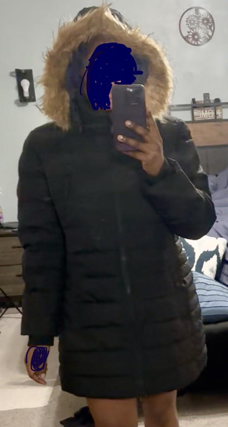 wantdo Women's Warm Winter Coat Heavy Puffer Jacket Faux Fur Hood customer photo 2