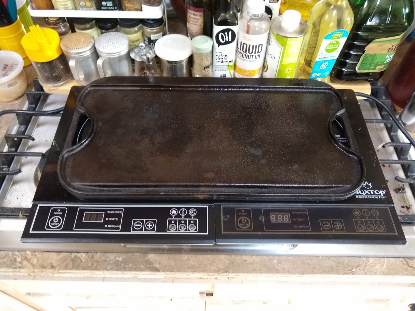 Duxtop 1800W Portable Induction Cooktop Countertop Burner, Silver 8120MC customer photo 2