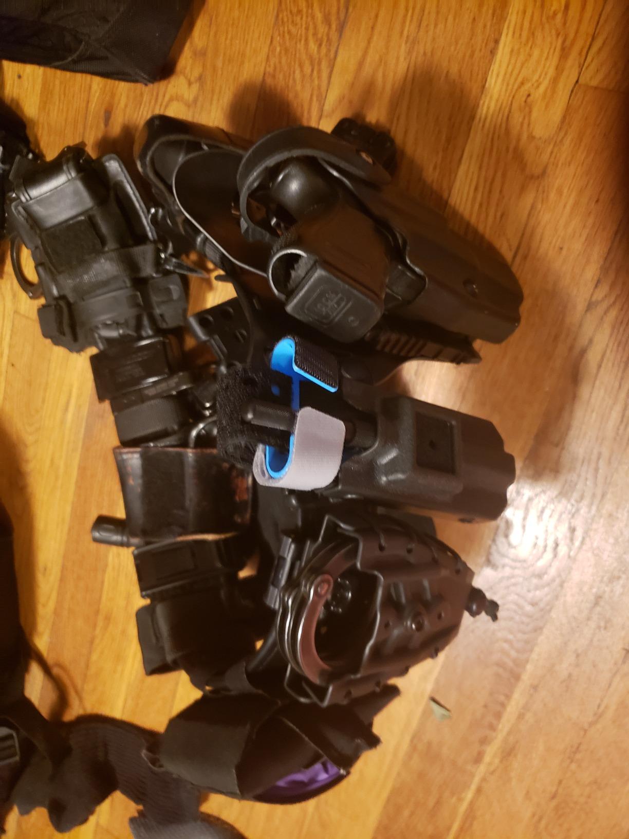 High Speed Gear - Slick Handcuff Taco MOLLE Pouch, Police Gear & Military Gear, MOLLE Handcuff Pouch customer photo 1
