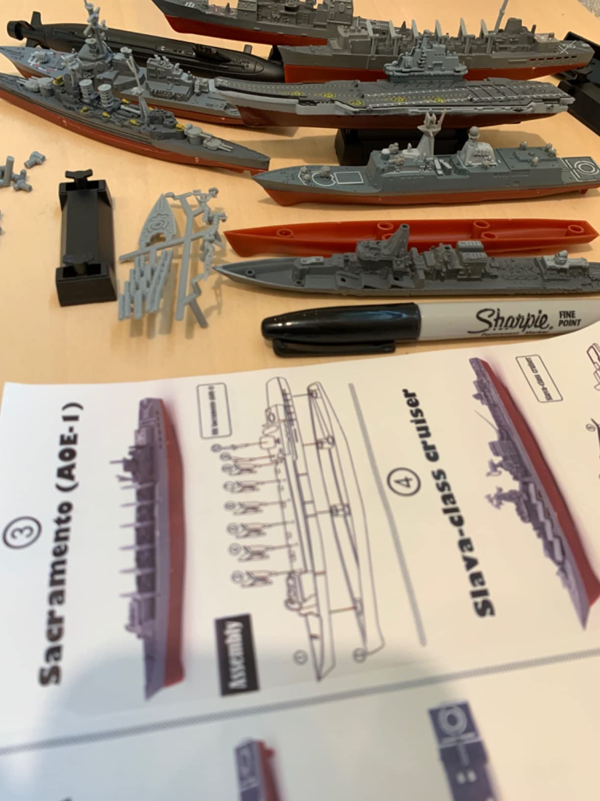 Kvvdi 8 Sets 3D-Puzzle Model Battleship Aircraft Carrier Toy Submarine, Plastic Model Warships Ship Kits, Navy for Collection customer photo 1