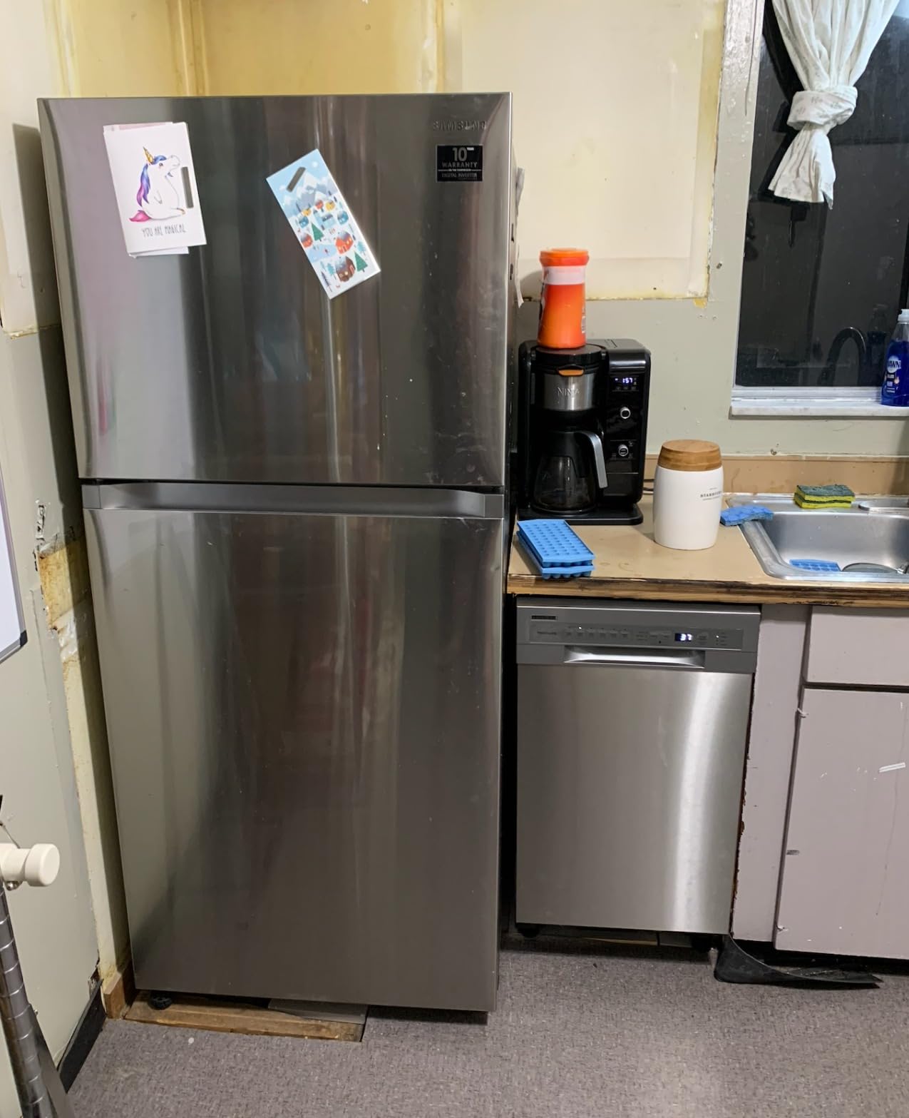 Frigidaire 18 in. ADA Compact Front Control Dishwasher in Black with Dual Spray Arms, 52 dBA, includes room-of-choice delivery customer photo 1