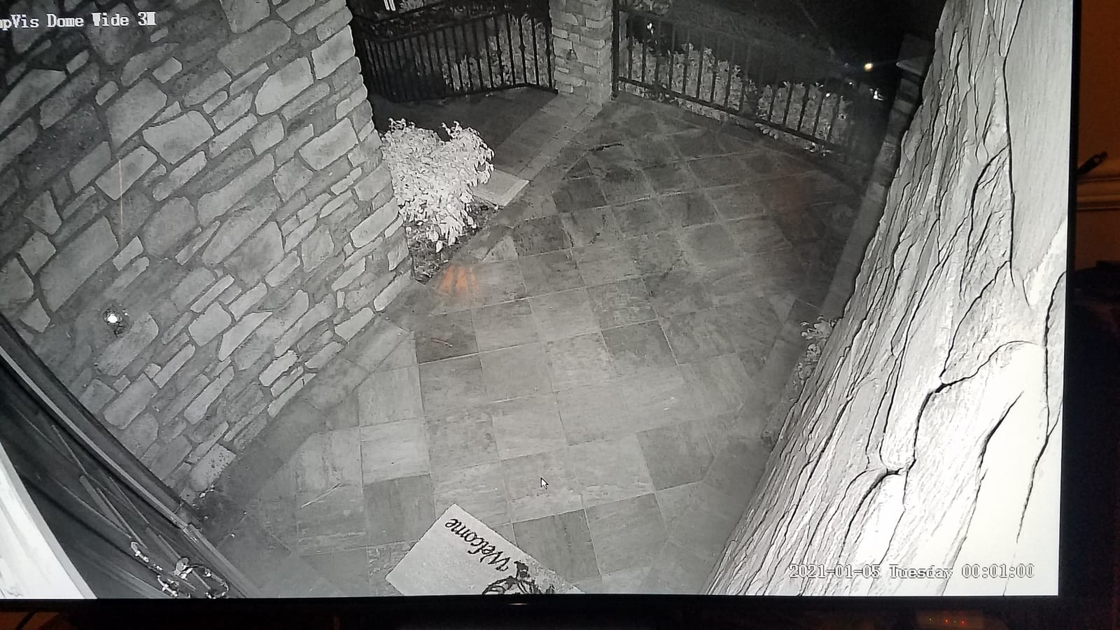 Anpviz 4MP PoE IP Dome Camera with Microphone/Audio, 98ft IR Night Vision | IP Security Camera Outdoor Indoor, IP66 Waterproof, 2.8mm Wide Angle Lens, Not PTZ, NDAA, IPC-D240W-S (U Series) customer photo 1